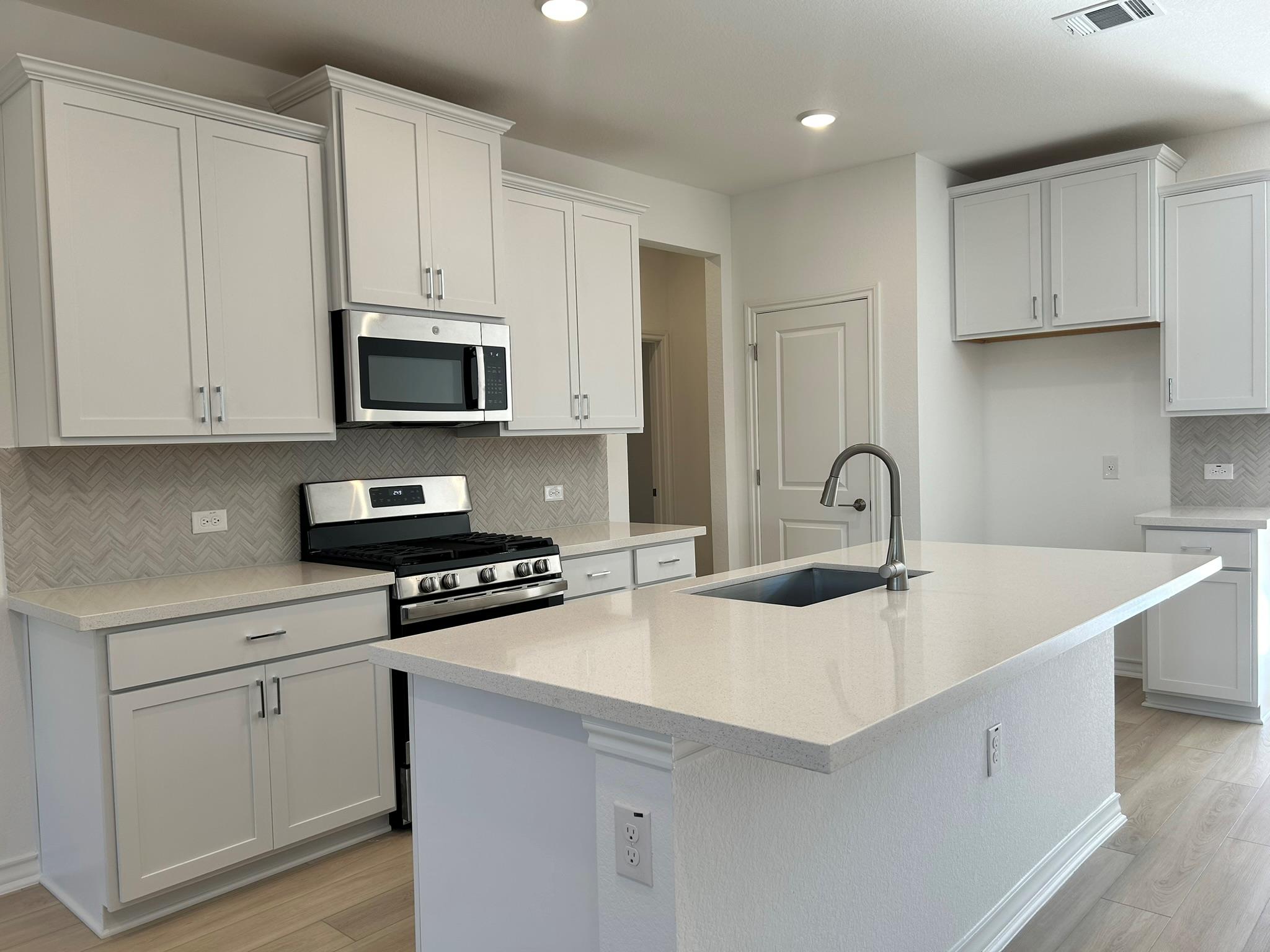 1608 Purple Martin Dr, Pflugerville, TX 78660