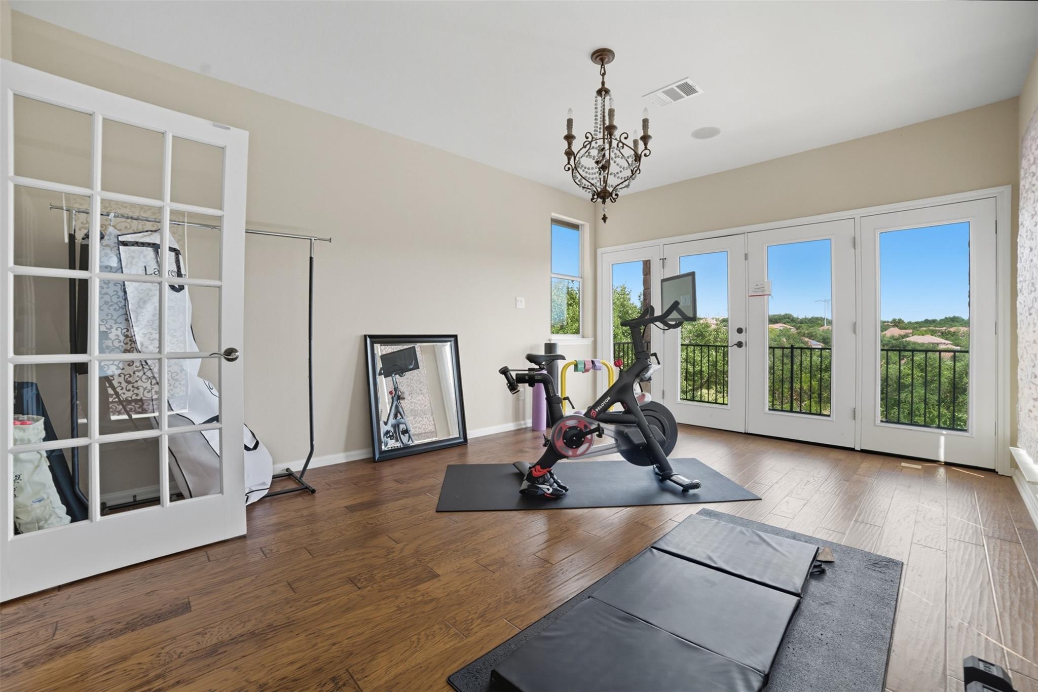 4605 Bat Falcon Dr, Austin, TX 78738