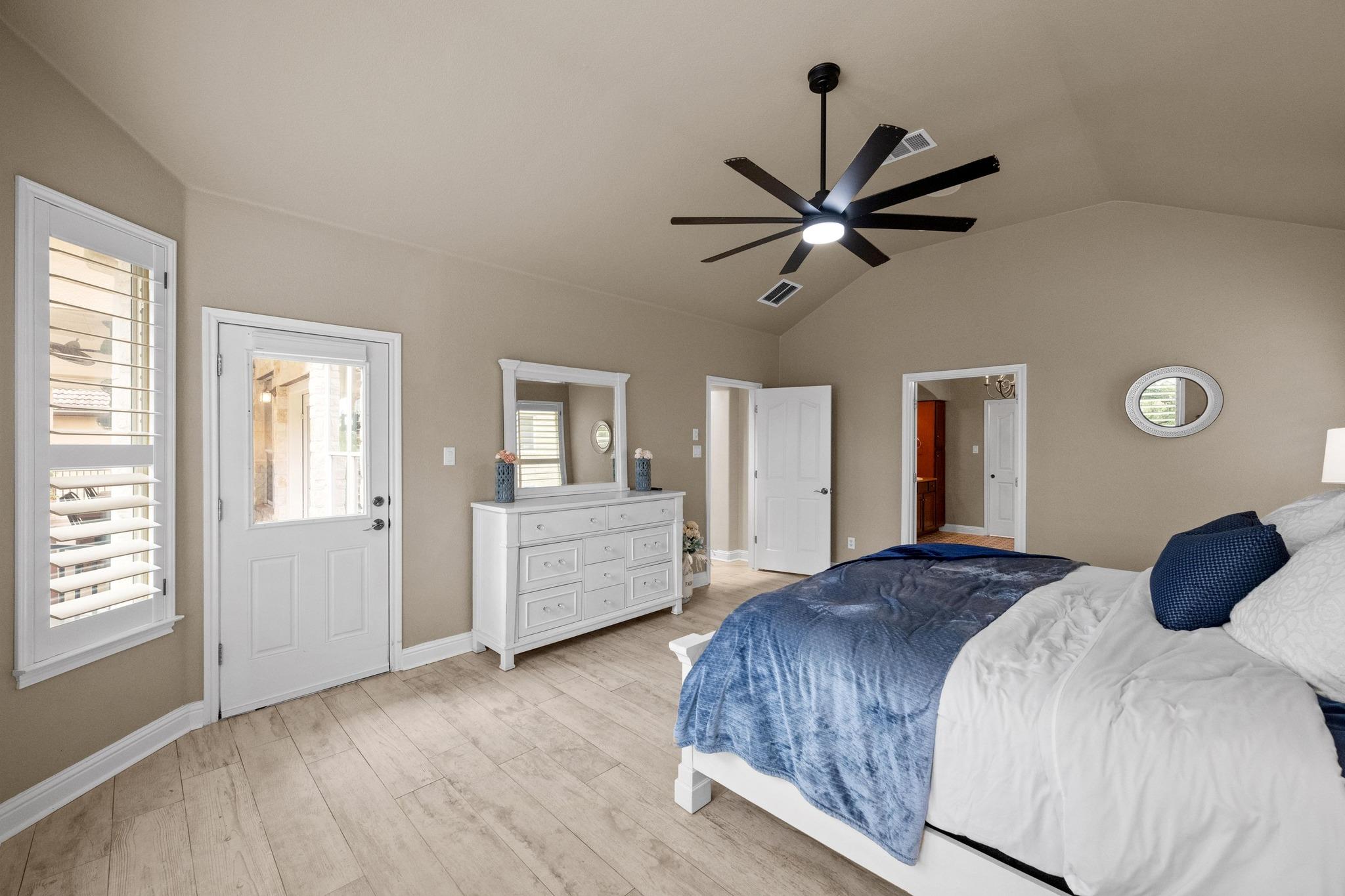 4605 Bat Falcon Dr, Austin, TX 78738