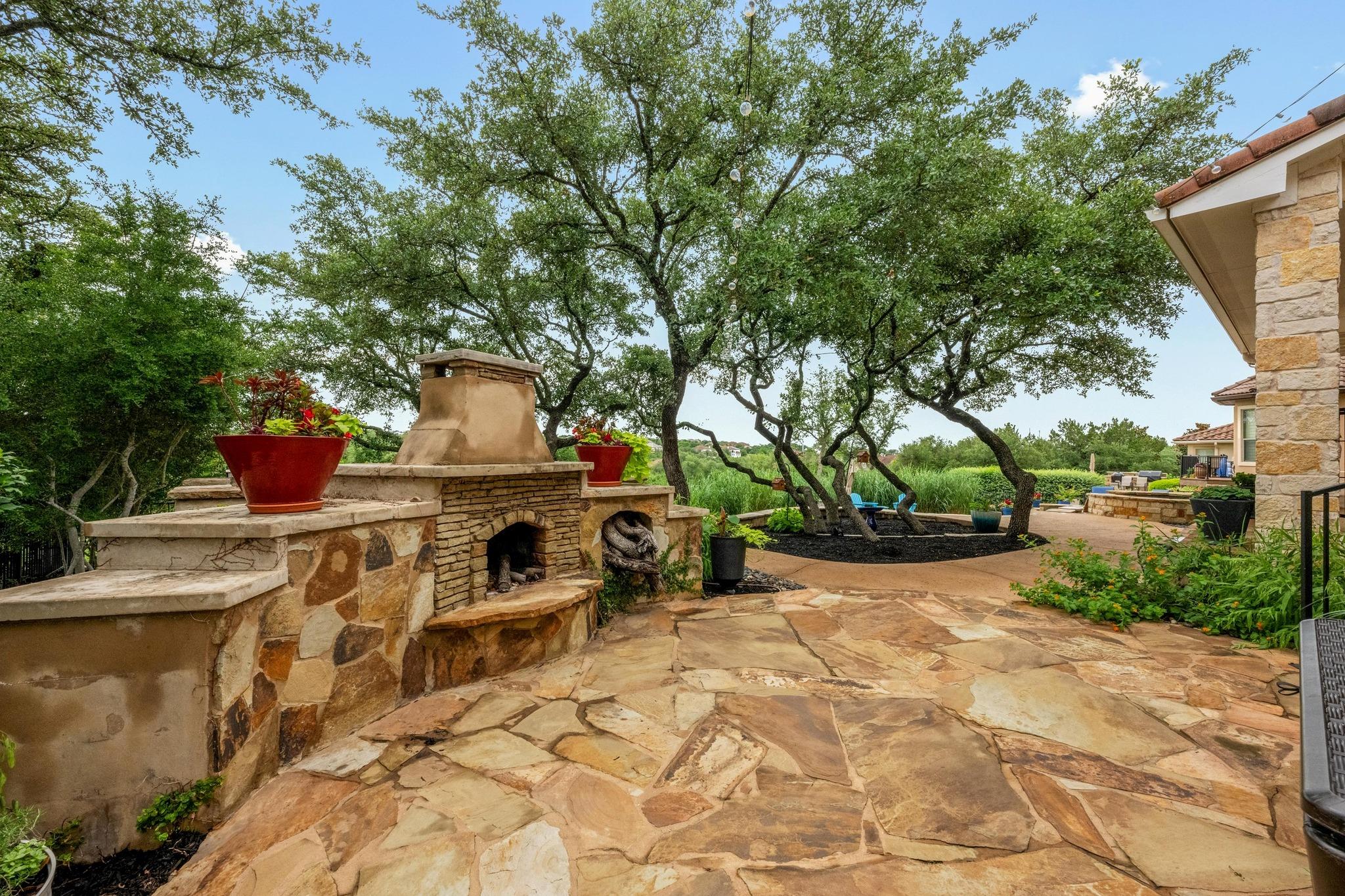 4605 Bat Falcon Dr, Austin, TX 78738