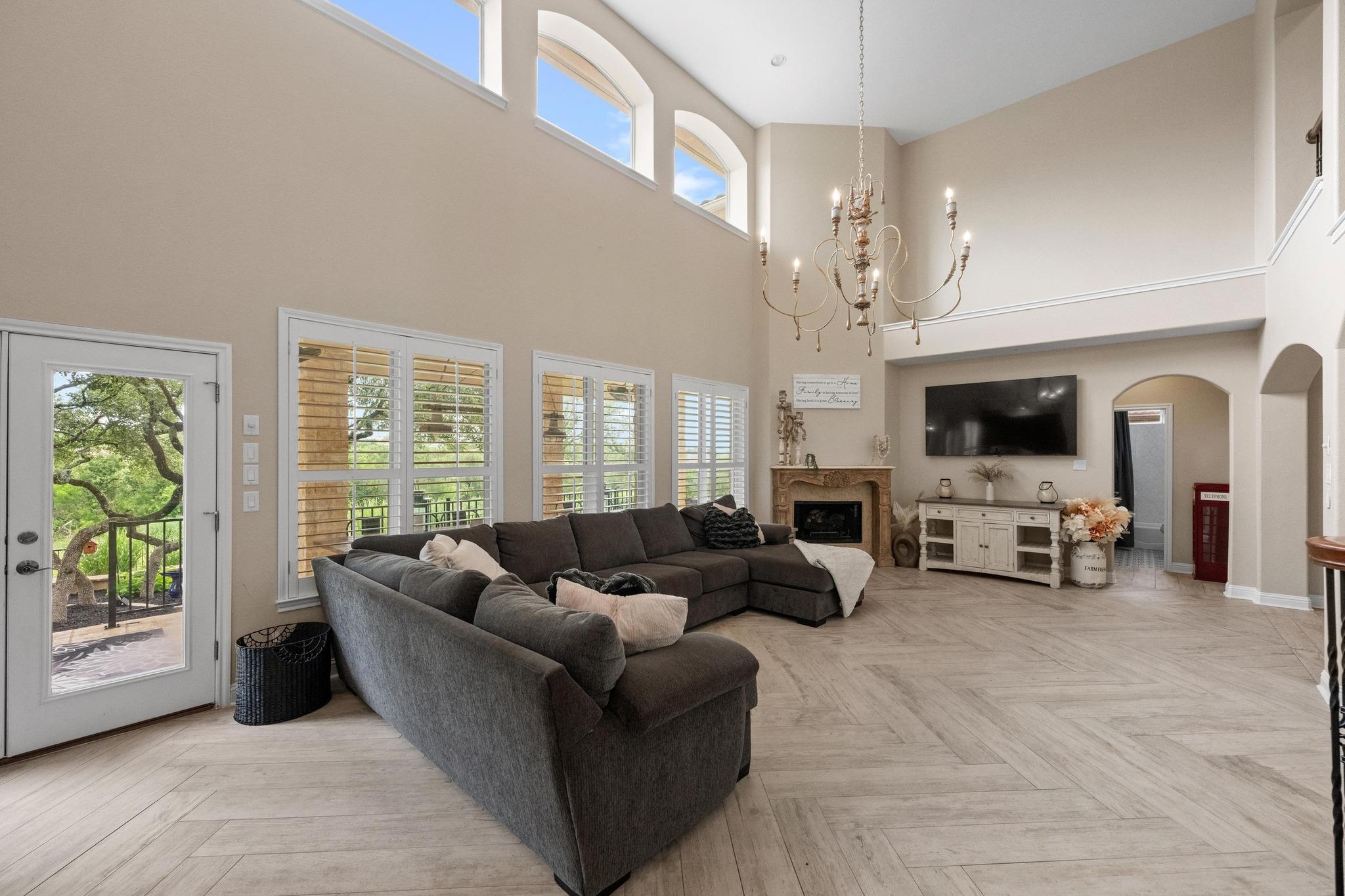 4605 Bat Falcon Dr, Austin, TX 78738