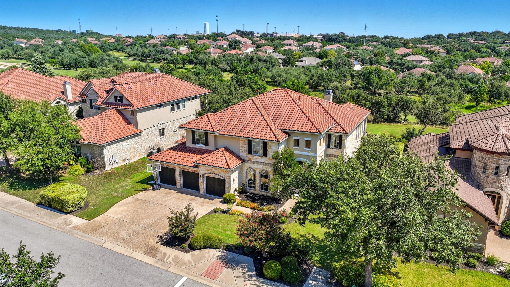 4605 Bat Falcon Dr, Austin, TX 78738