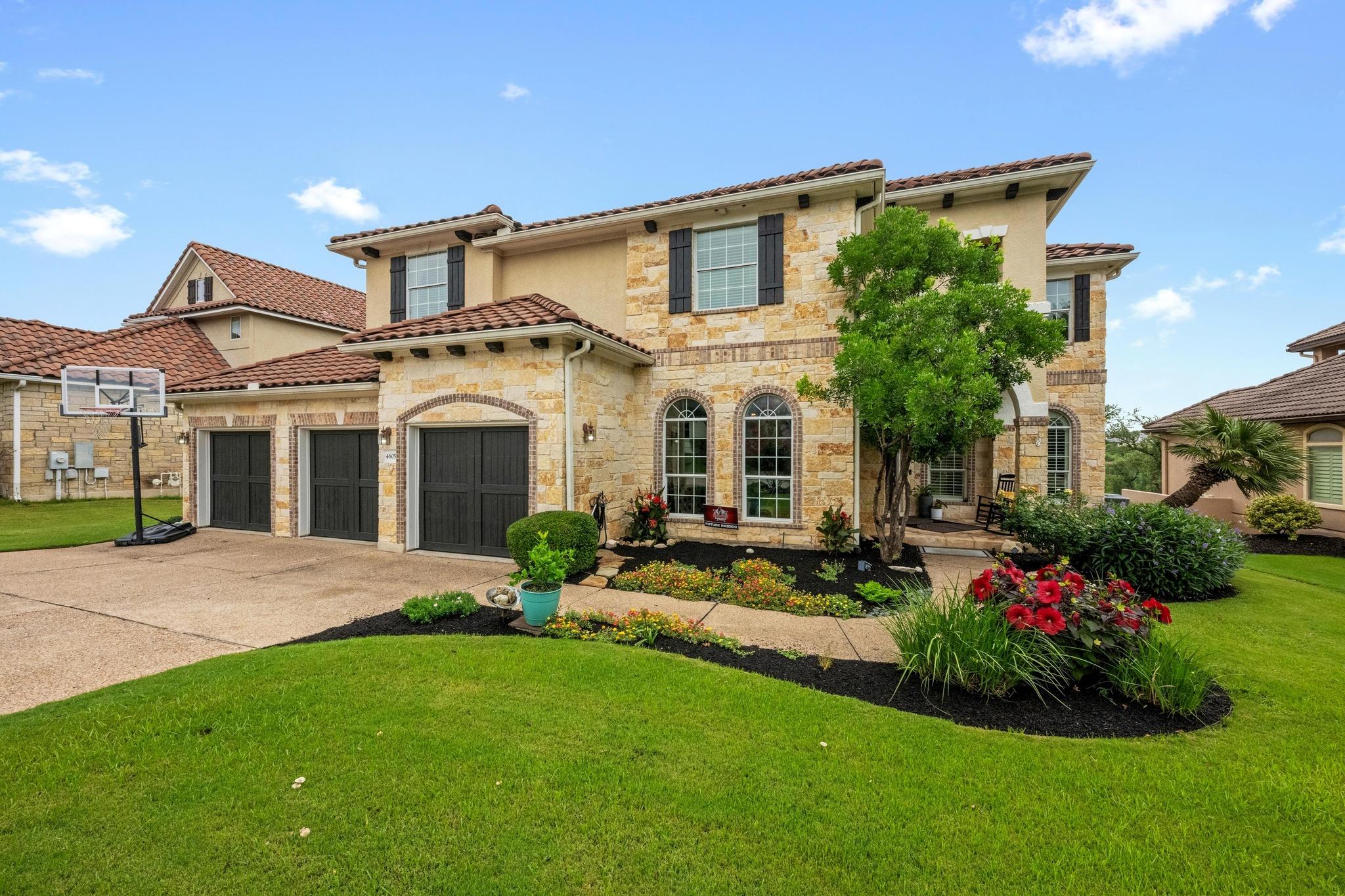4605 Bat Falcon Dr, Austin, TX 78738