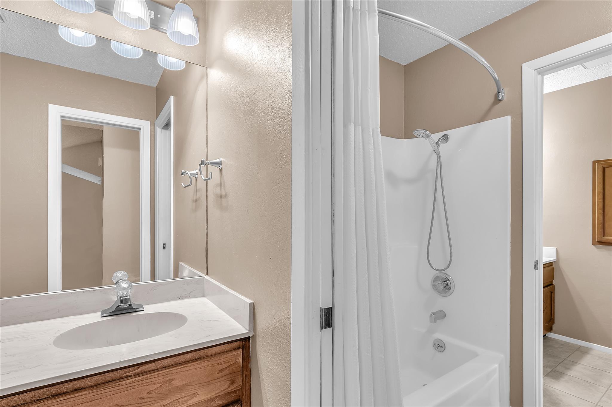 1028 Verbena Dr, Austin, TX 78750