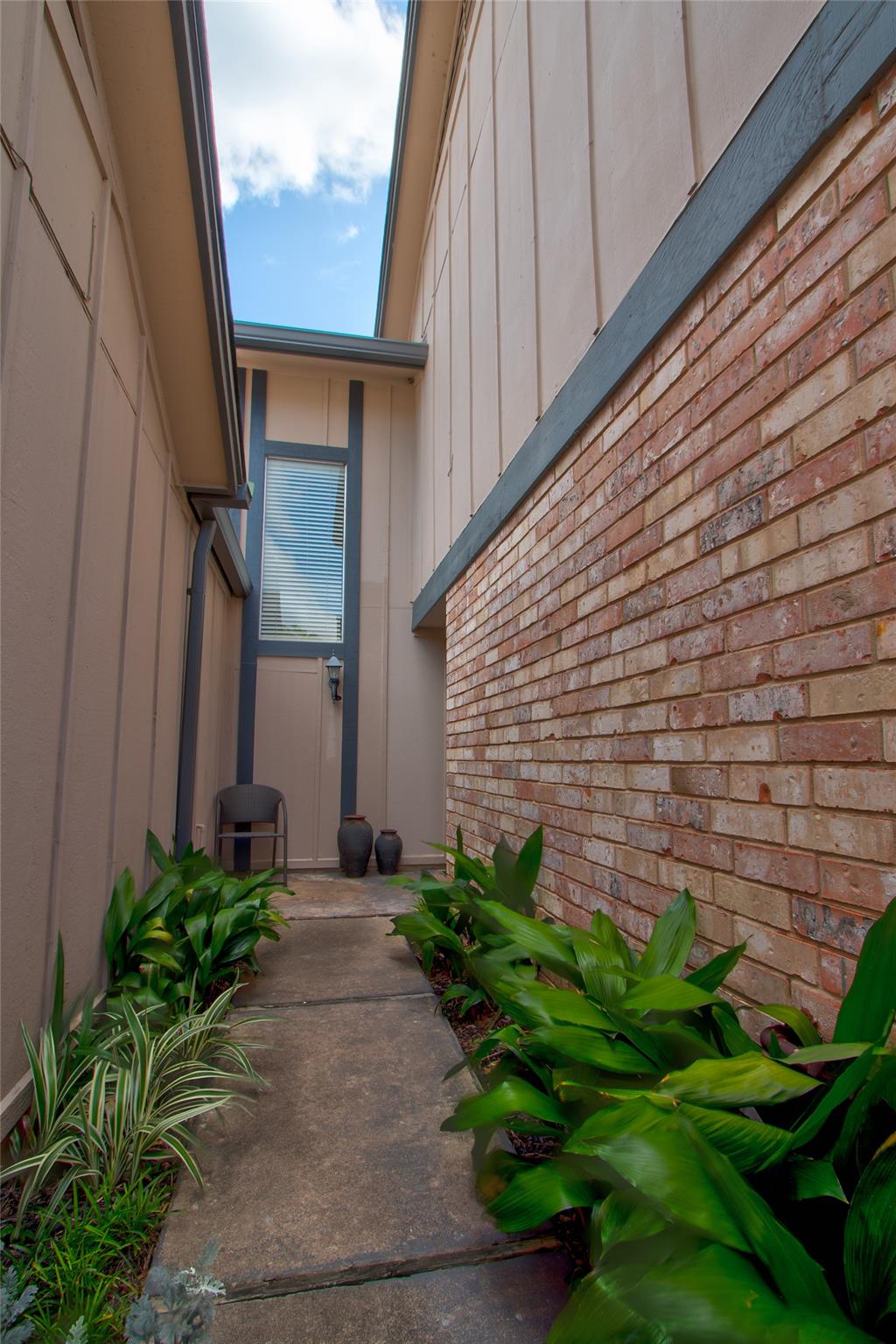 1028 Verbena Dr, Austin, TX 78750