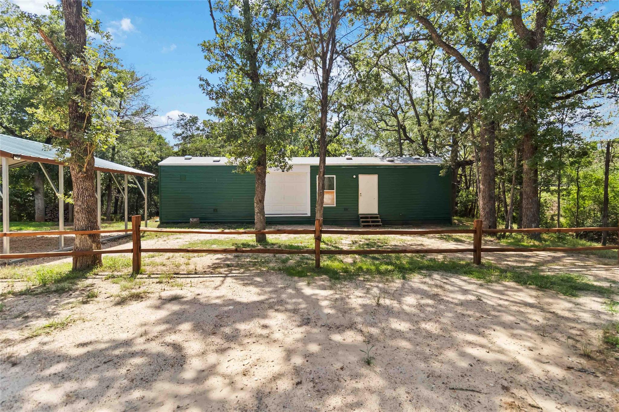 106 Harper Dr, Bastrop, TX 78602