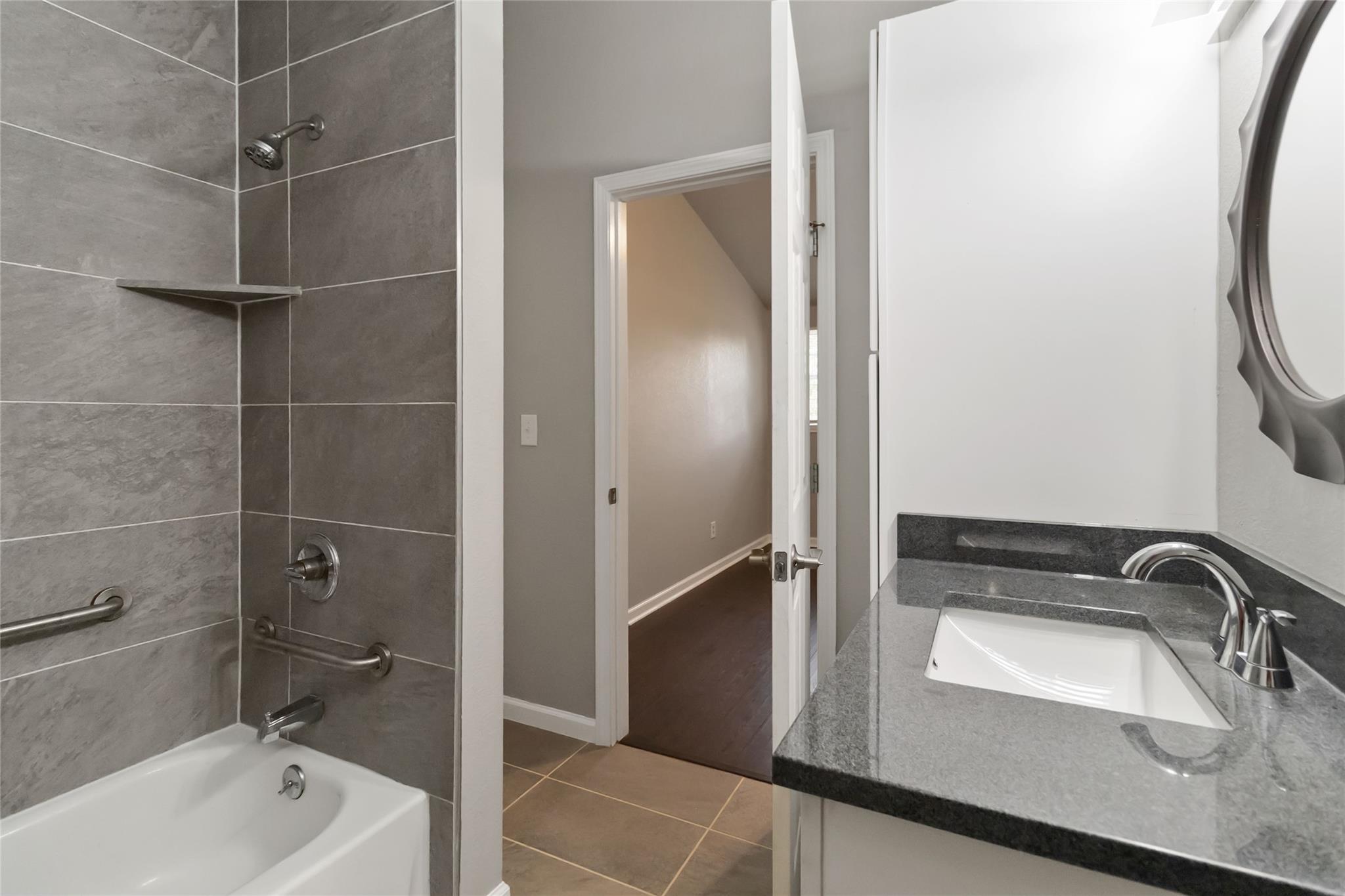 106 Harper Dr, Bastrop, TX 78602