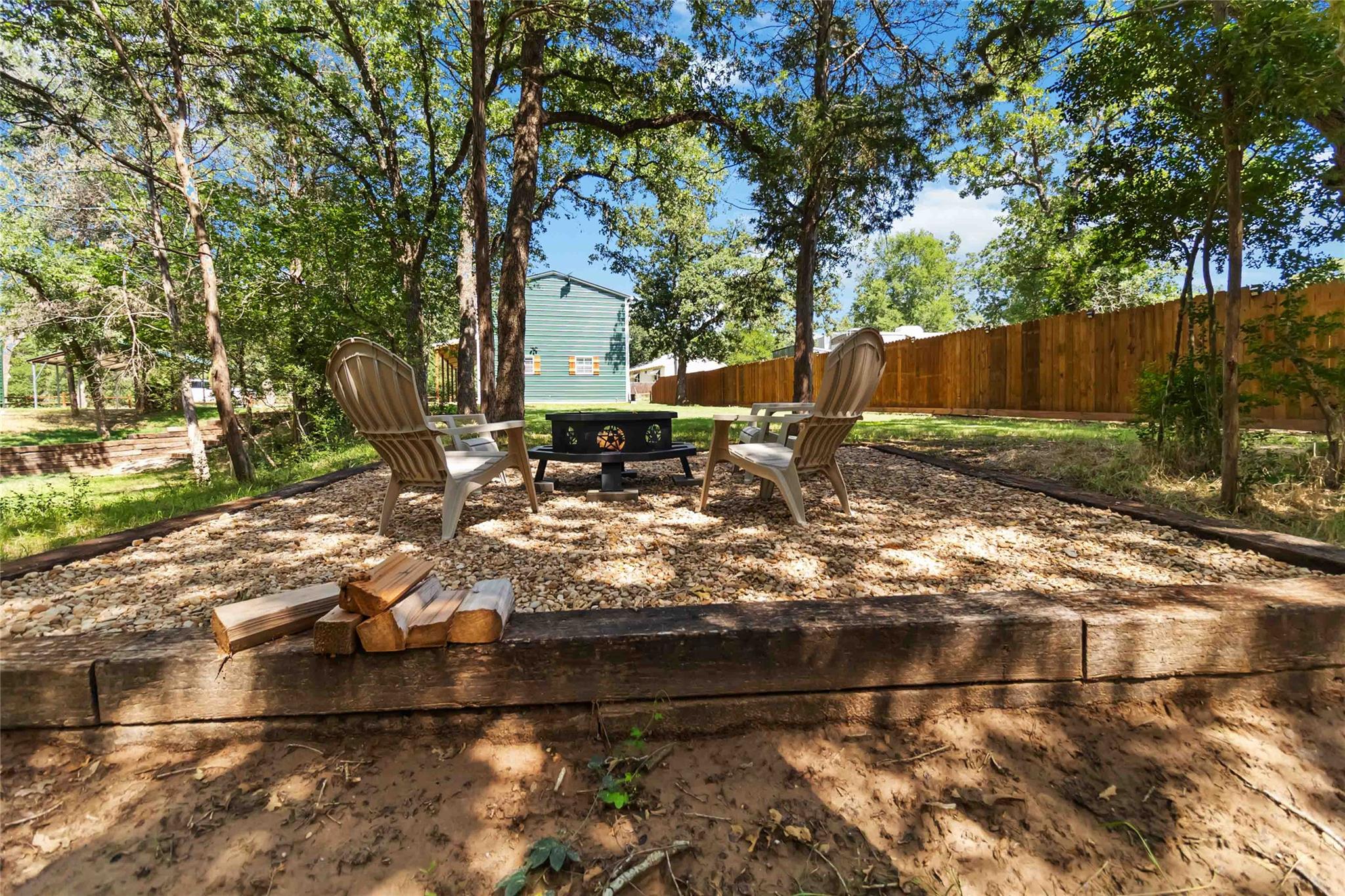 106 Harper Dr, Bastrop, TX 78602