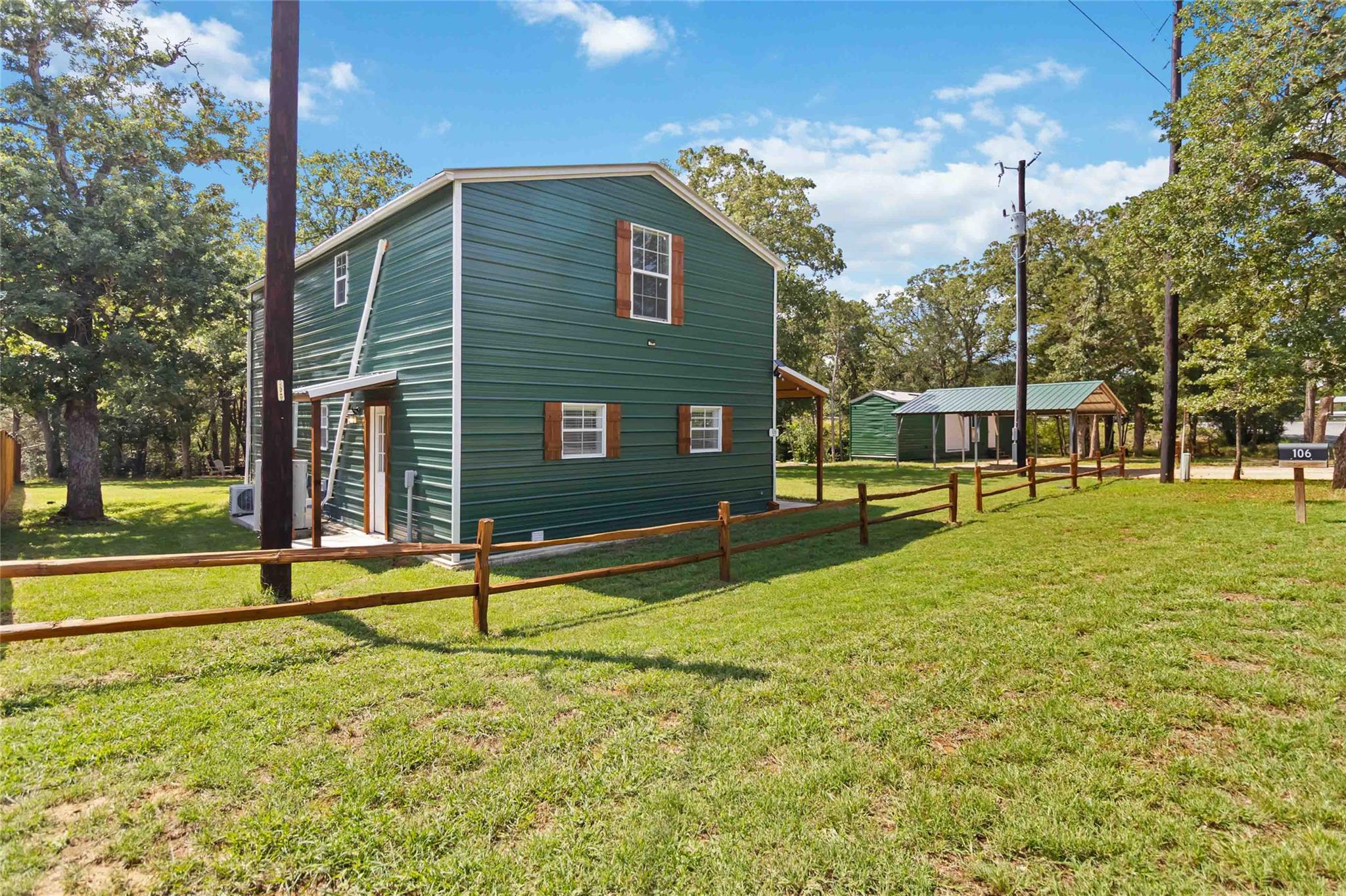 106 Harper Dr, Bastrop, TX 78602