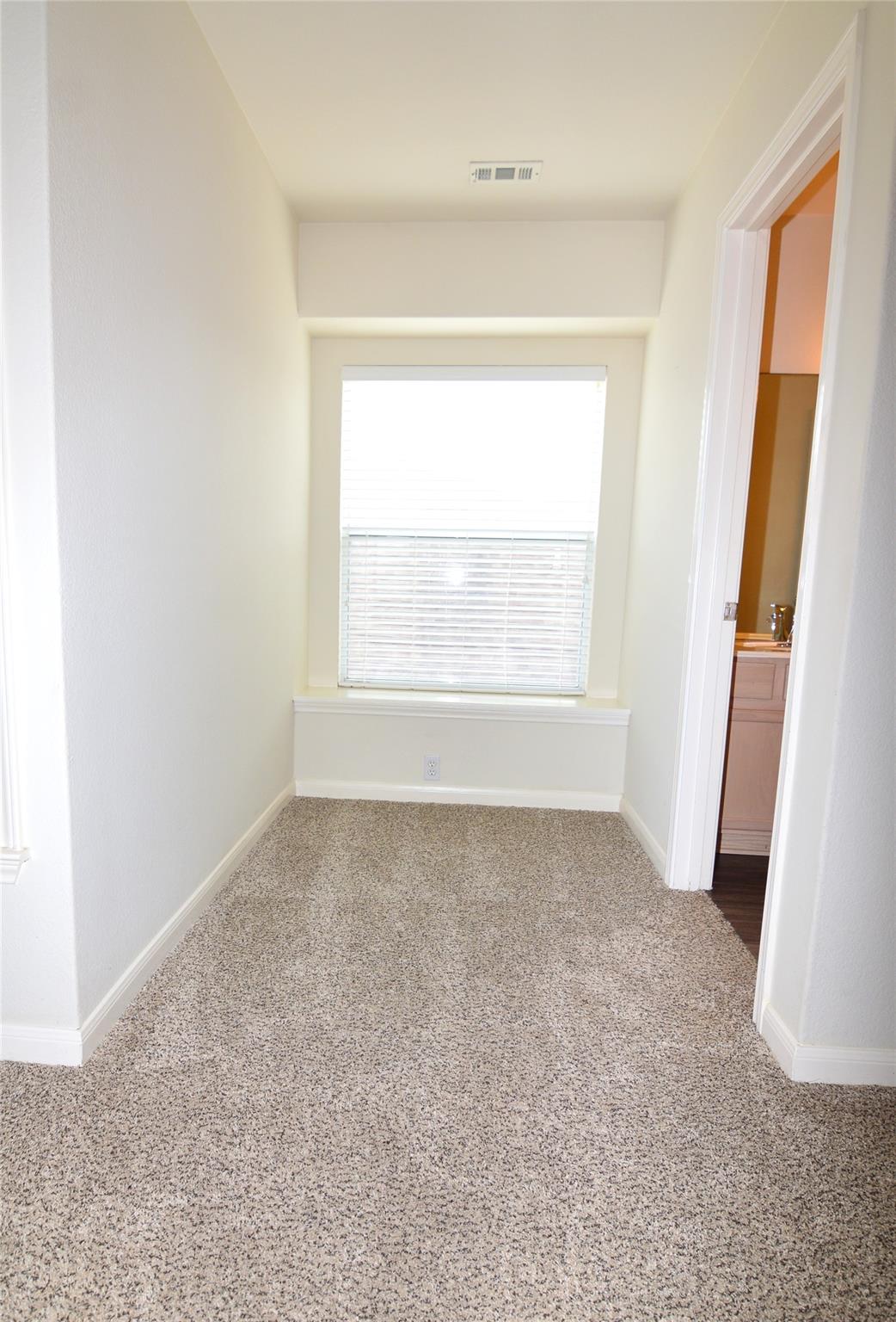 801 Barefoot Cv, Round Rock, TX 78665