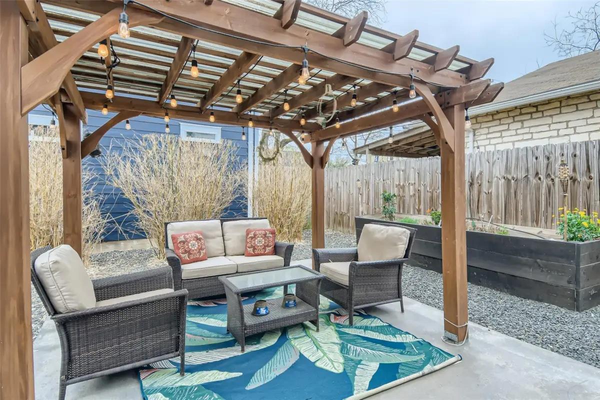311 Blackson Ave # A, Austin, TX 78752