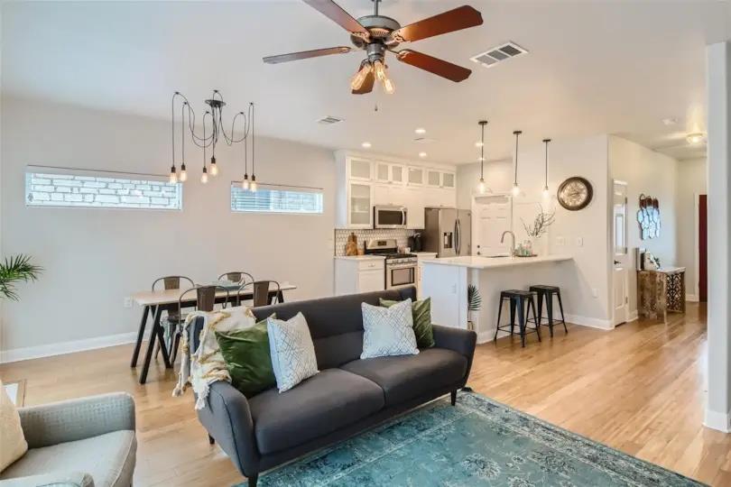 311 Blackson Ave # A, Austin, TX 78752