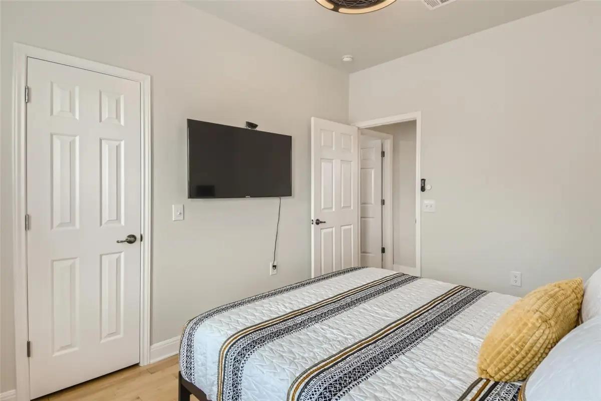311 Blackson Ave # A, Austin, TX 78752