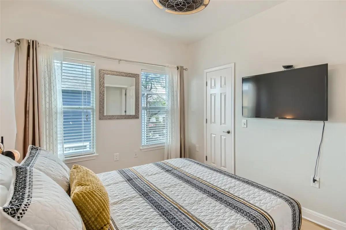 311 Blackson Ave # A, Austin, TX 78752