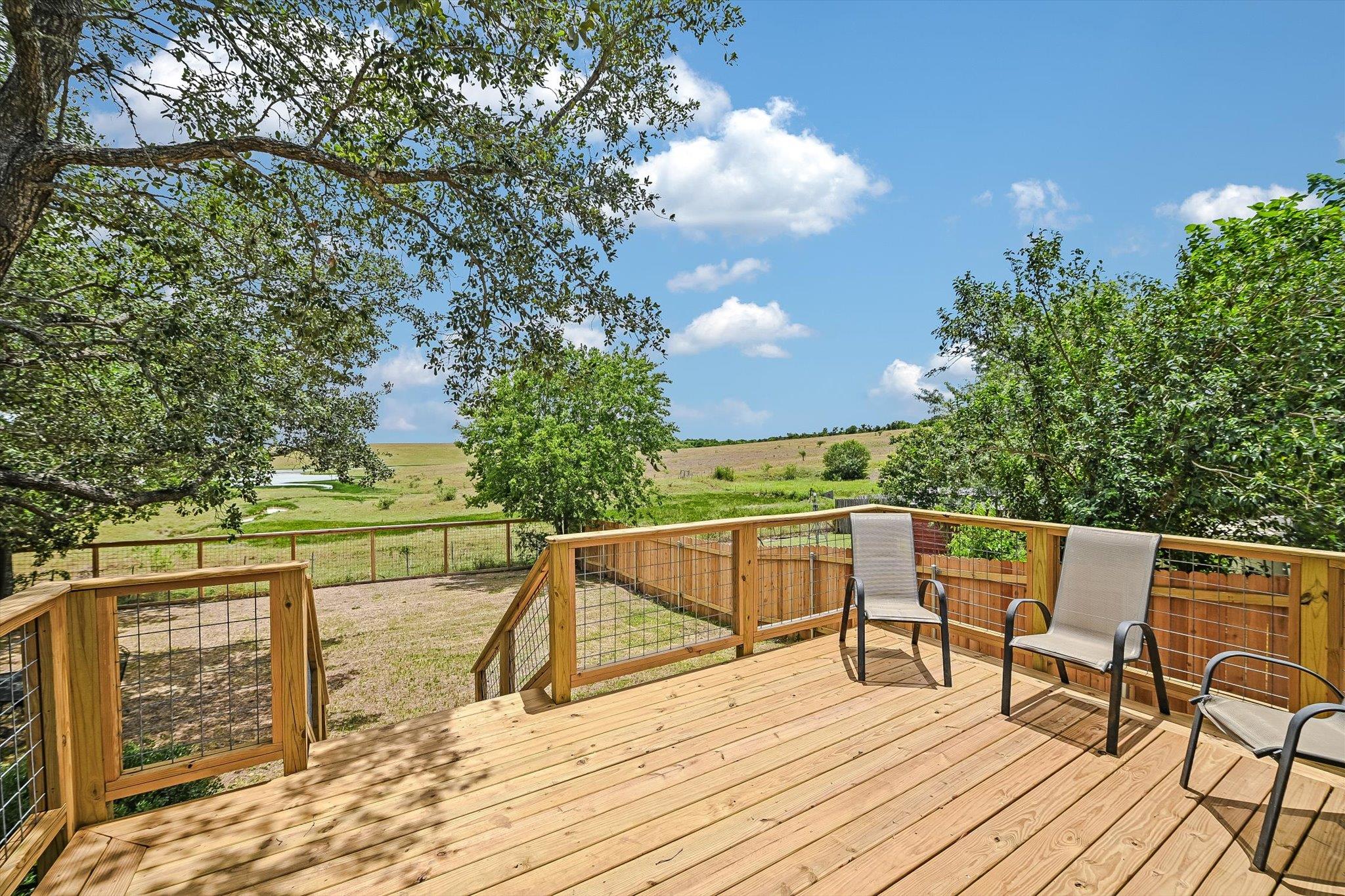 1157 Lago Vista St, San Marcos, TX 78666