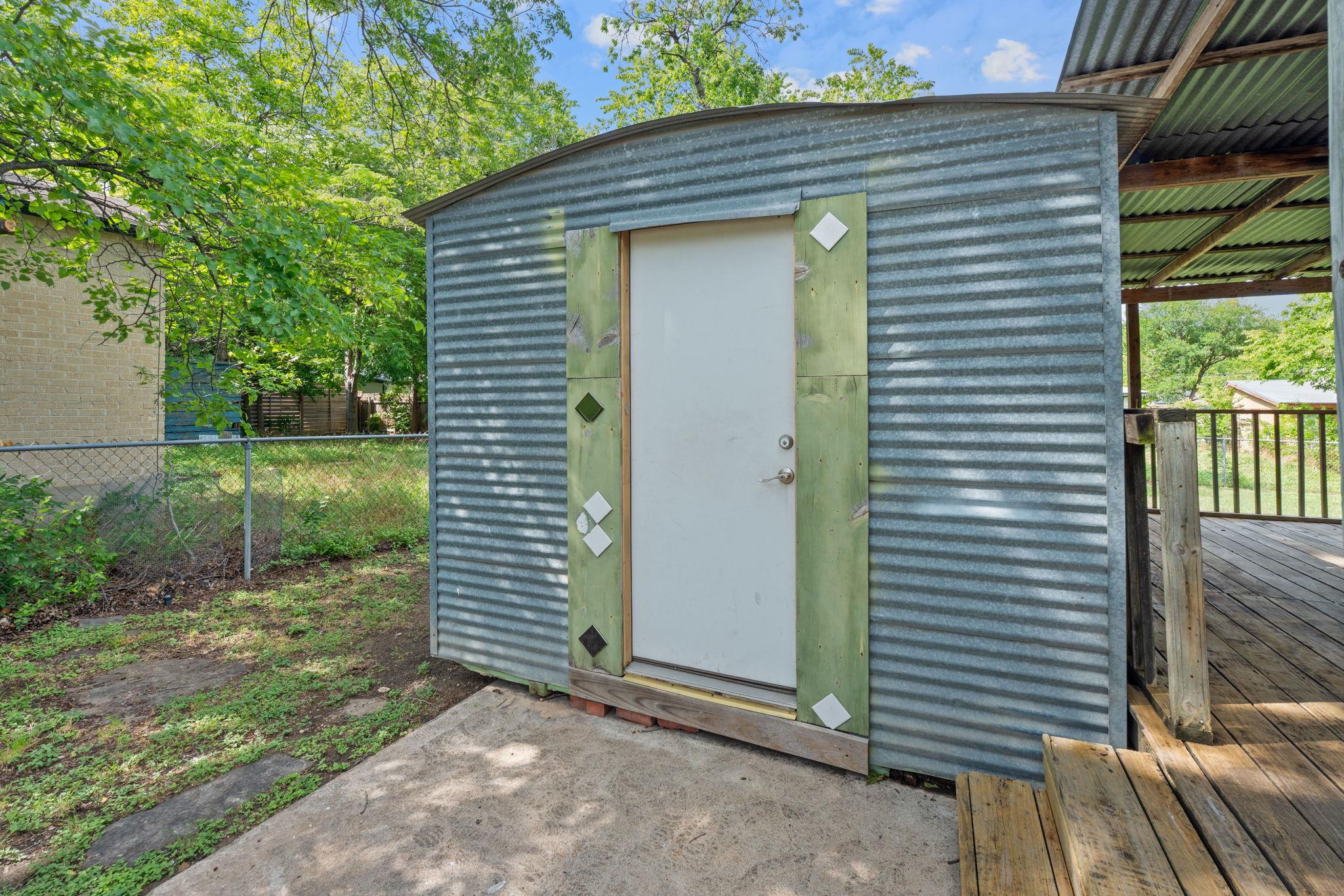 932 E 53 1/2 St, Austin, TX 78751