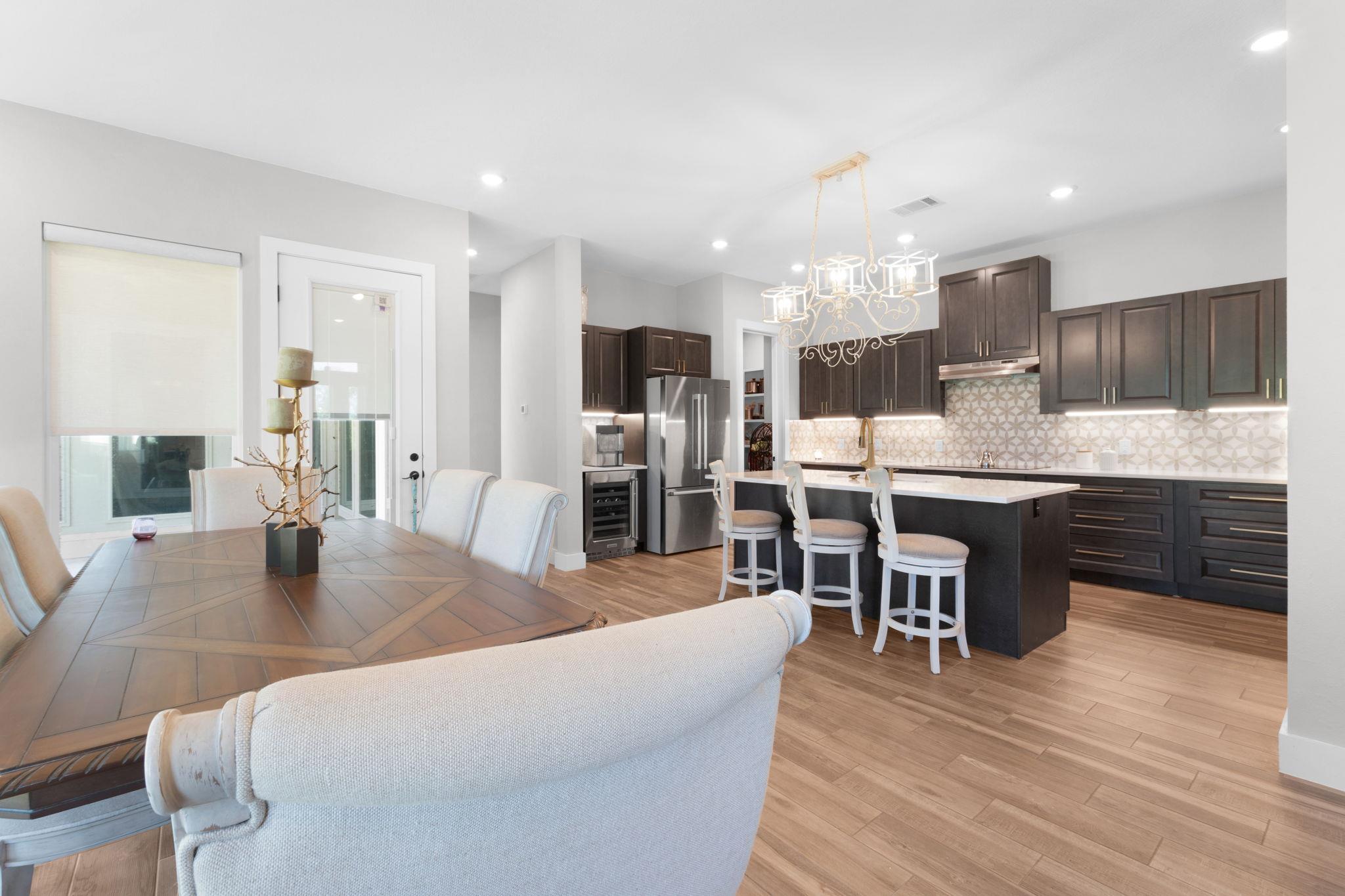 908 Sandy Mountain Dr, Llano, TX 78643