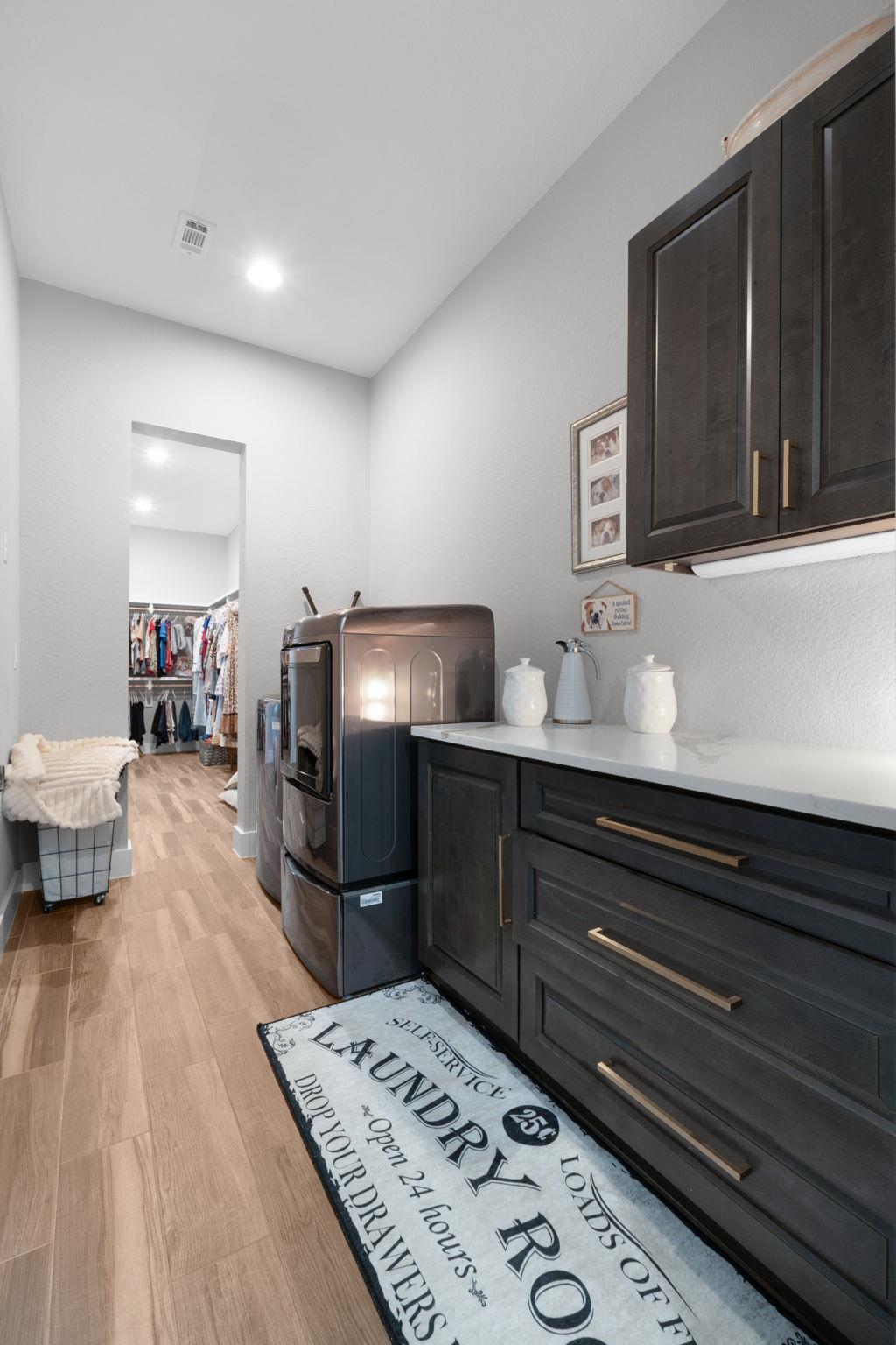 908 Sandy Mountain Dr, Llano, TX 78643