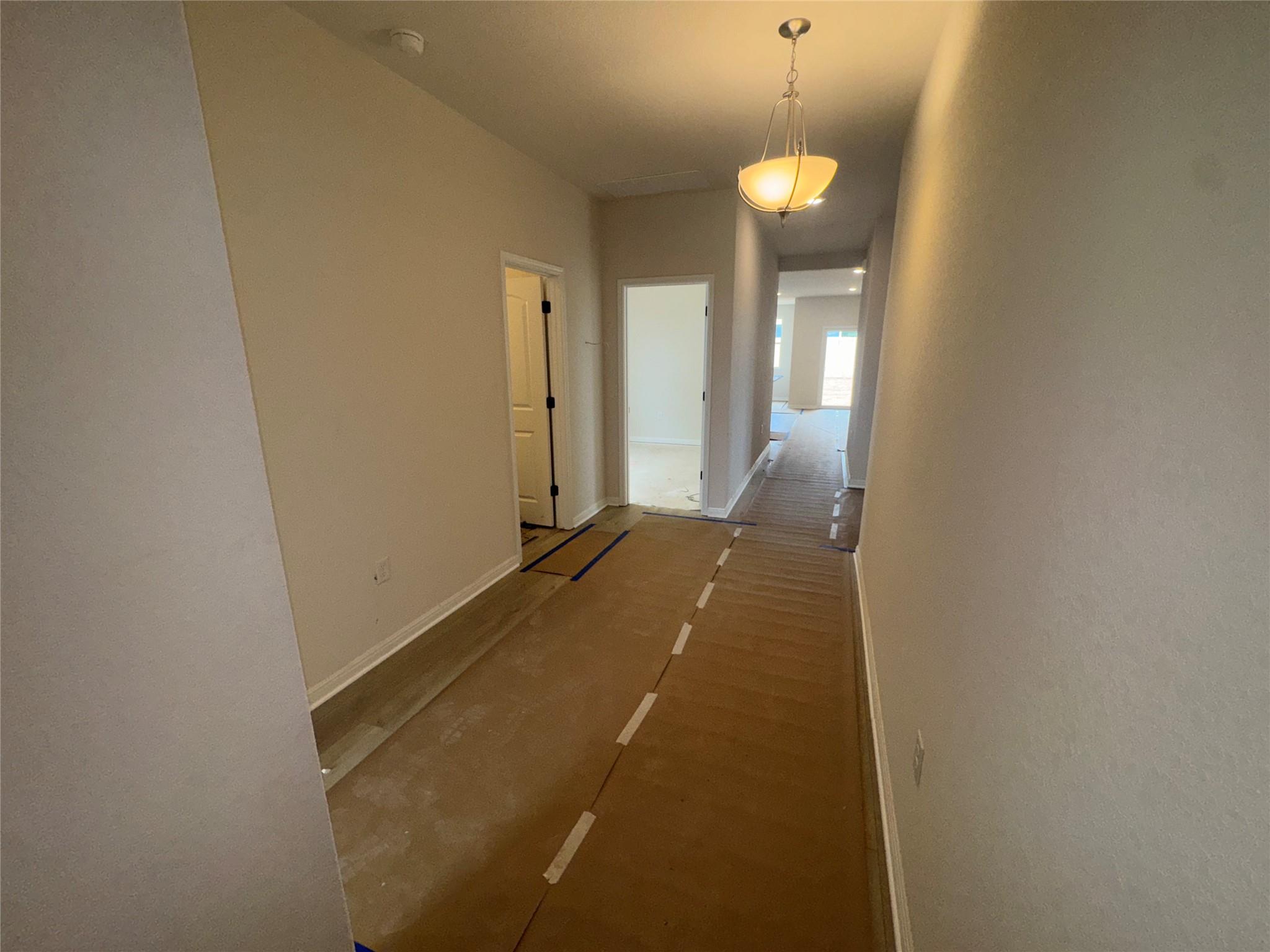 305 Willow Heights Dr, Hutto, TX 78634