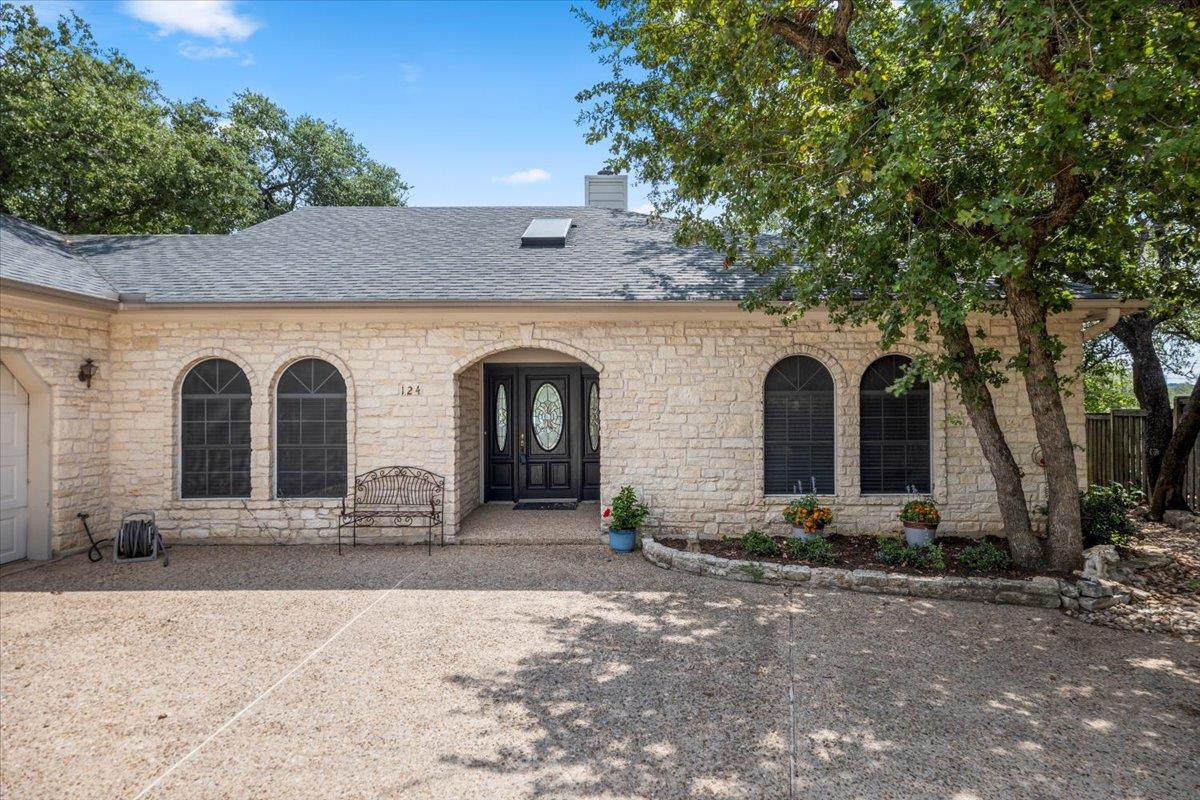 124 Hurst Creek Rd, Austin, TX 78734