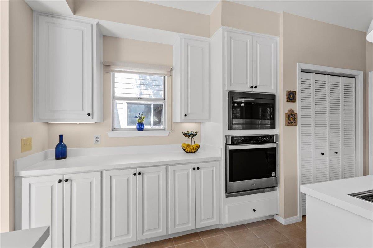 124 Hurst Creek Rd, Austin, TX 78734