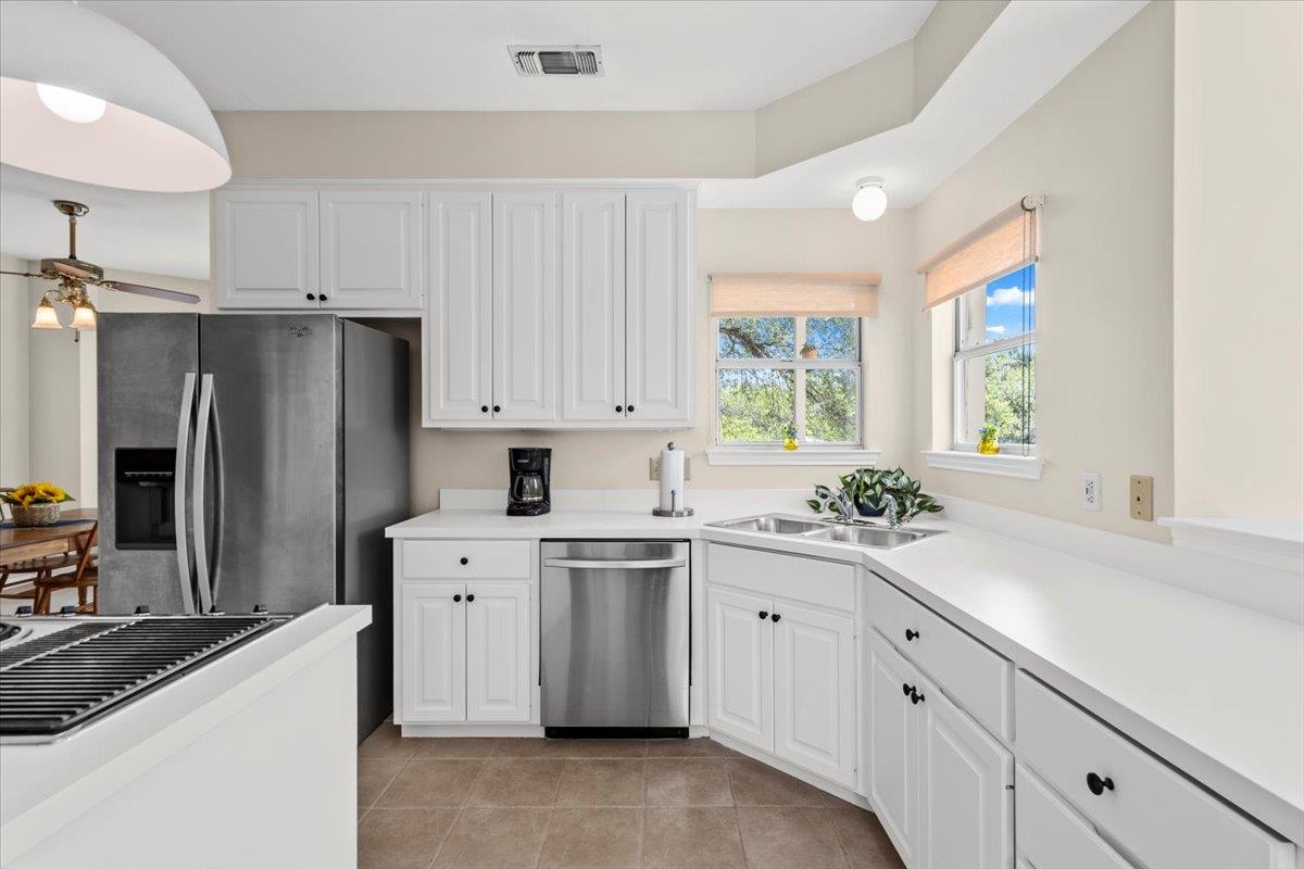 124 Hurst Creek Rd, Austin, TX 78734