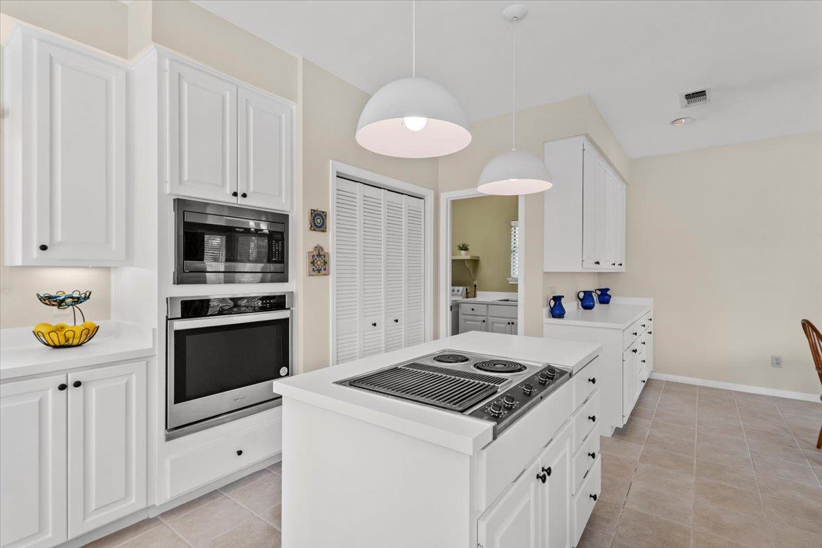 124 Hurst Creek Rd, Austin, TX 78734