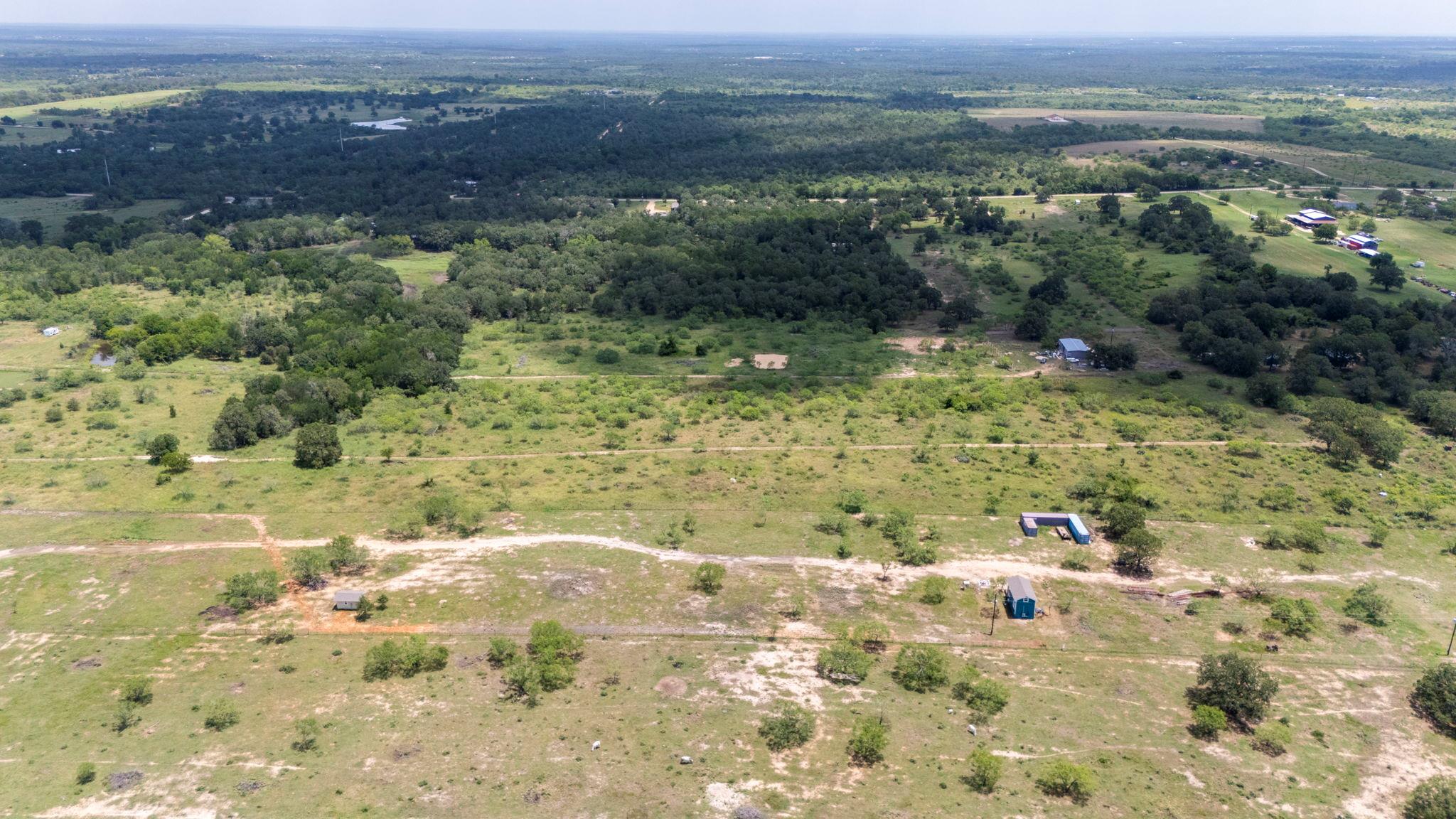 401 Turnback Trl, Dale, TX 78616