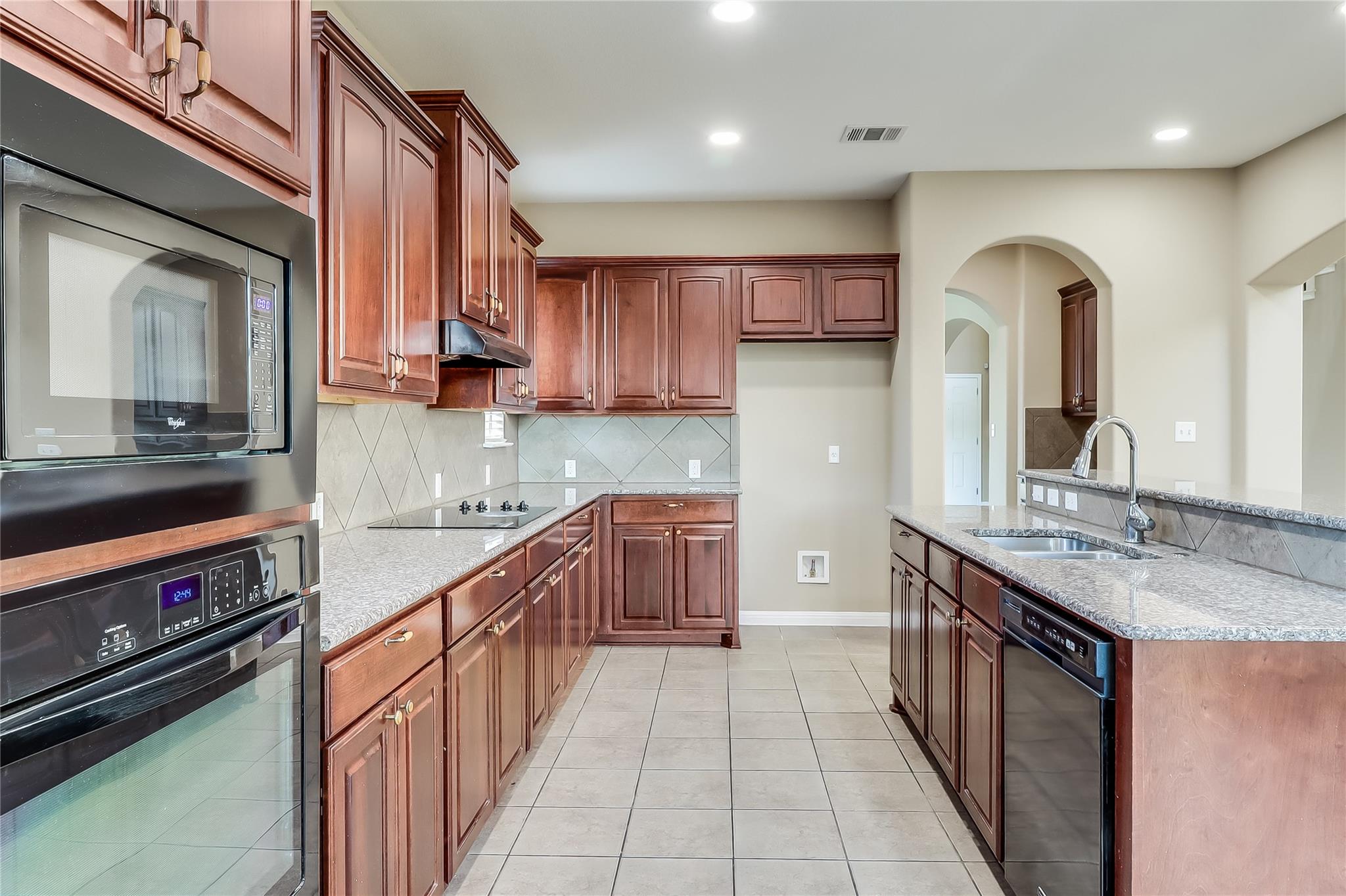 401 Silver Trl, Round Rock, TX 78664