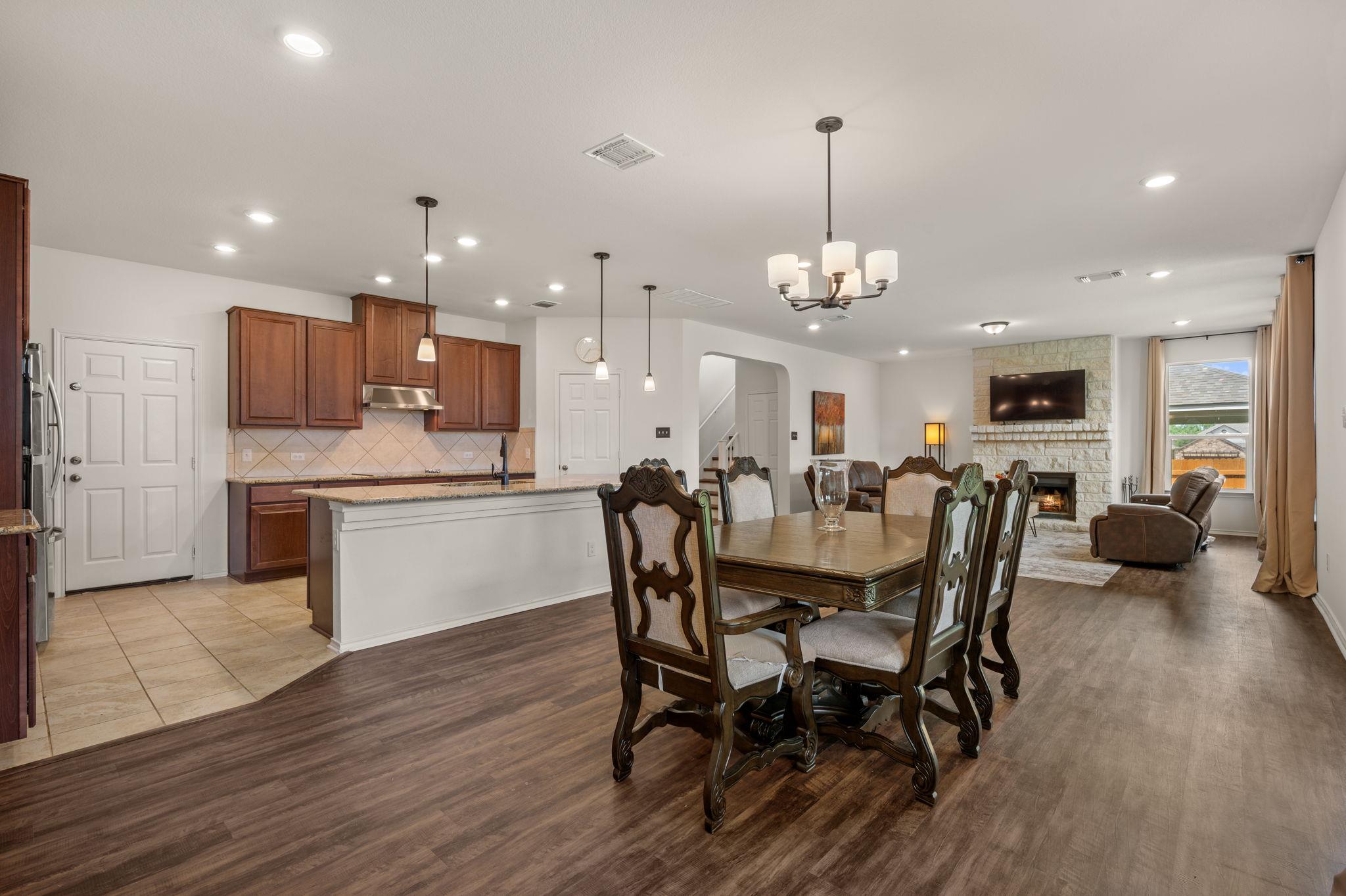 716 Madalin Rue Ct, Leander, TX 78641