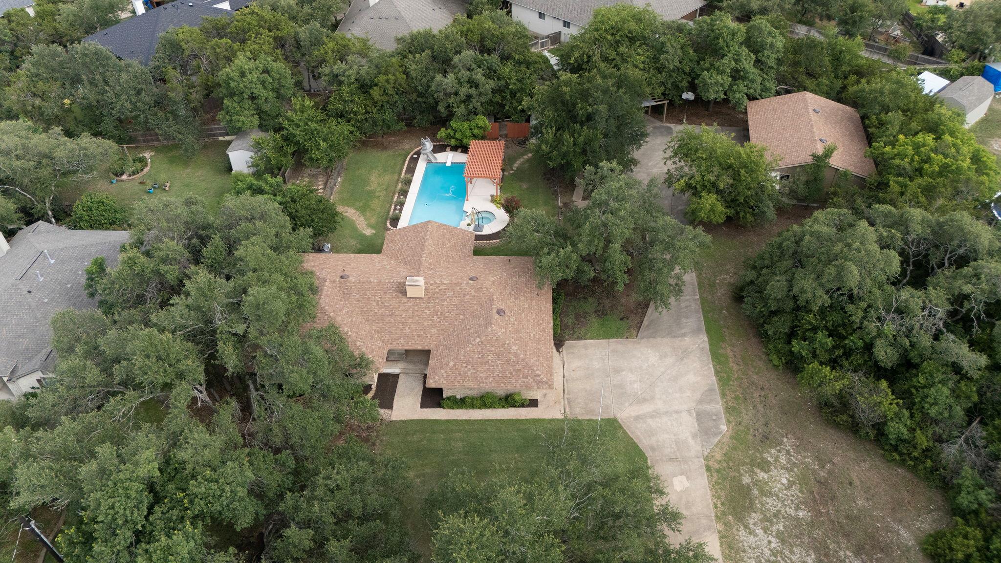 1204 Oak Hollow Dr, Leander, TX 78641