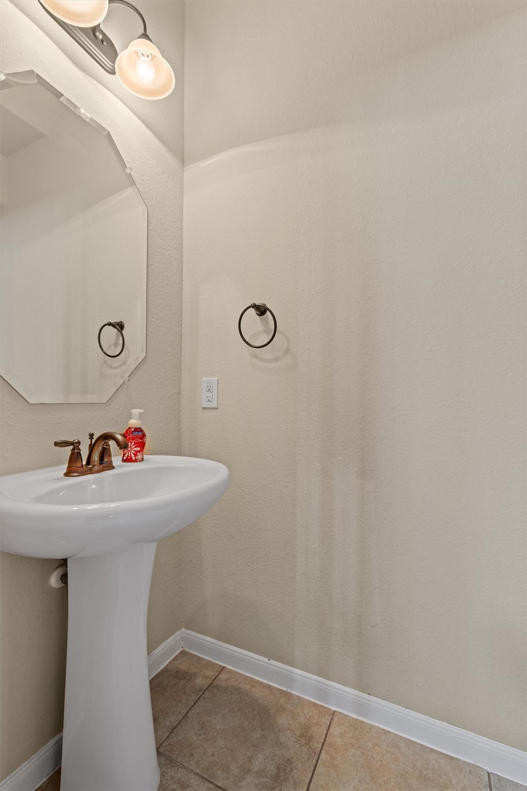 100 Calima Cv, Round Rock, TX 78681