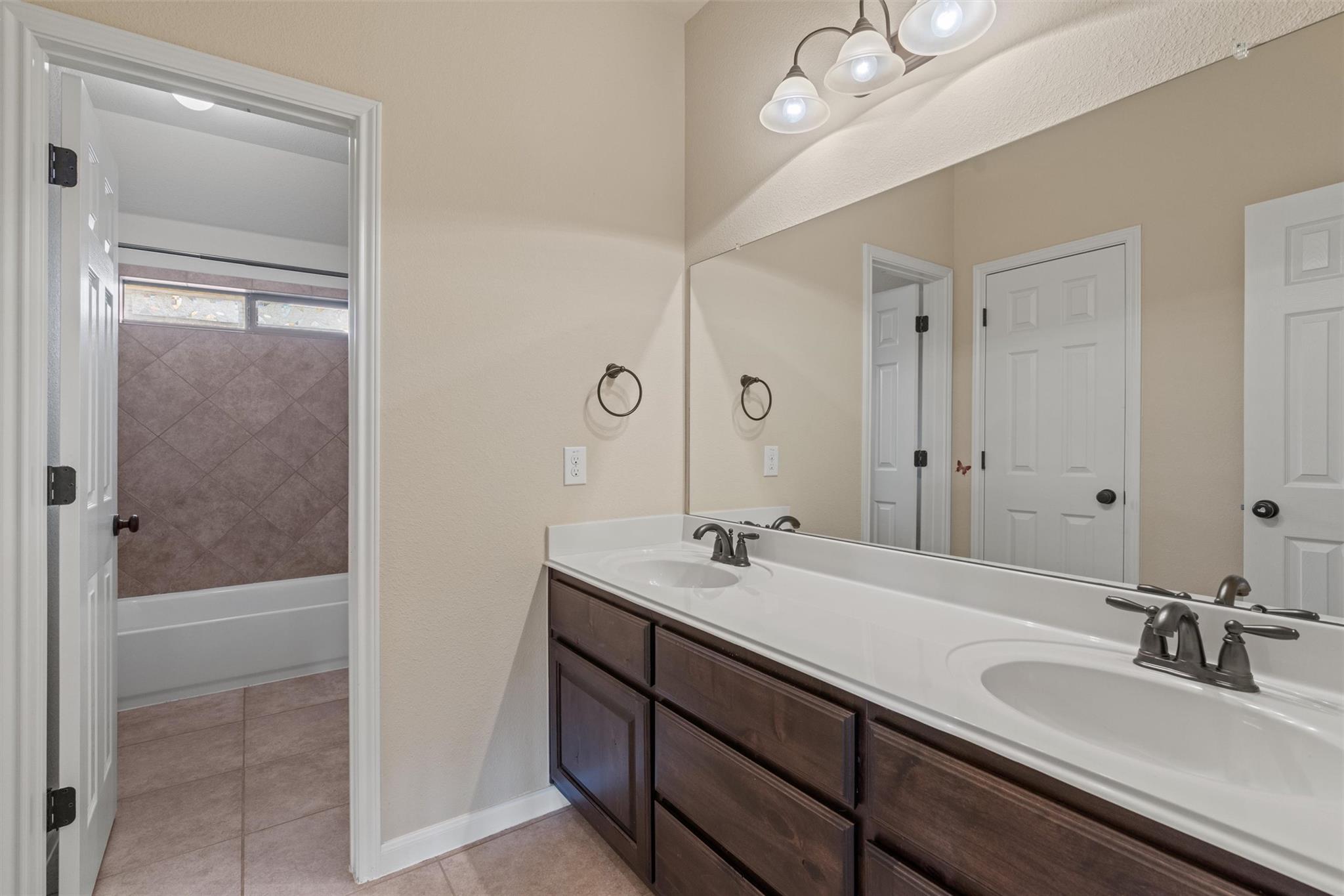 100 Calima Cv, Round Rock, TX 78681