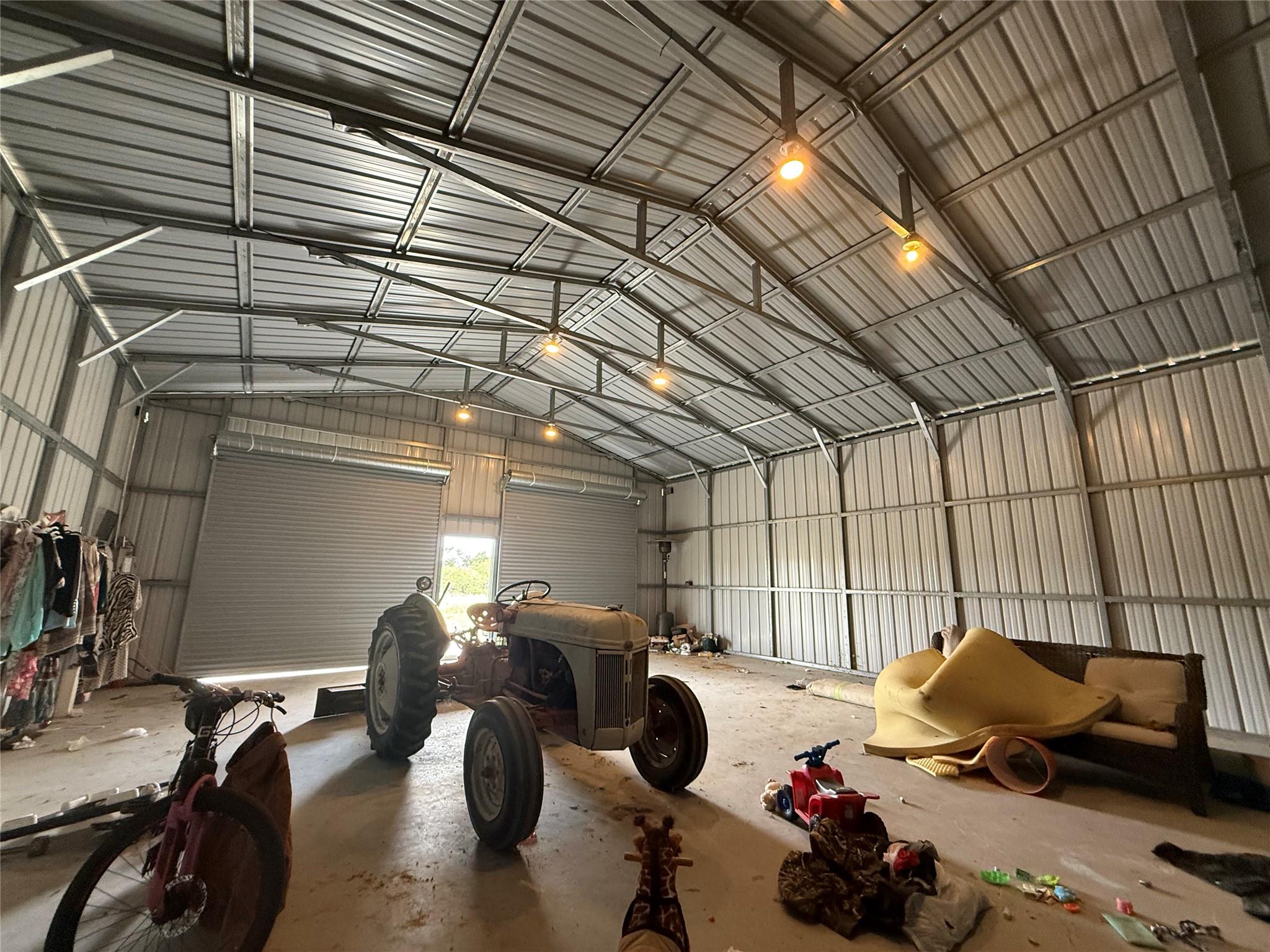 386 Old Colony Rd, Seguin, TX 78155