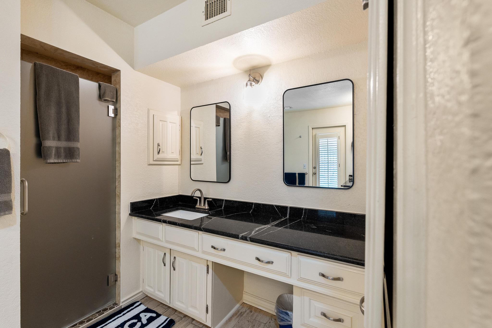 6033 Mount Bonnell Cv, Austin, TX 78731