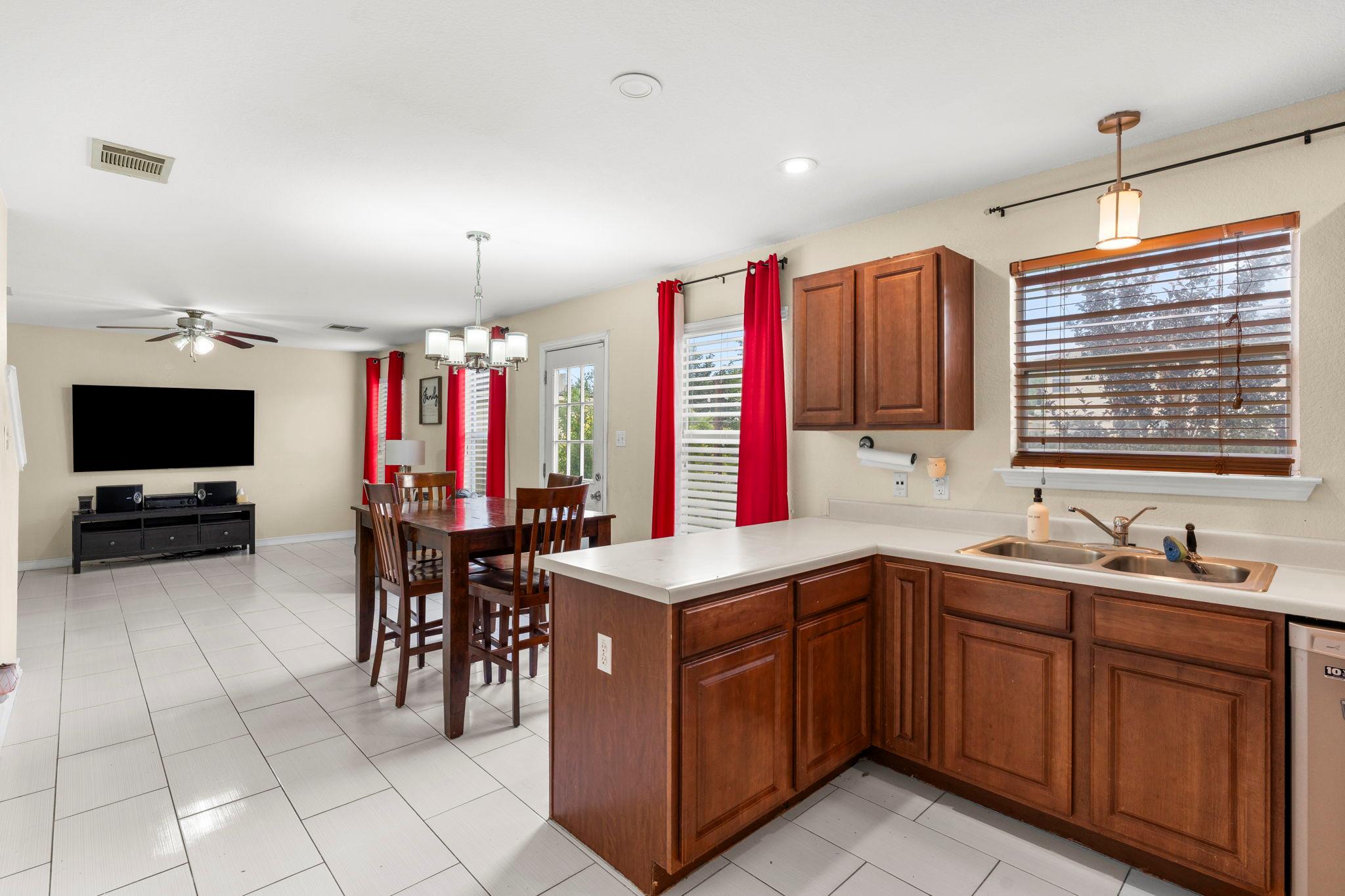 12712 Ring Dr, Manor, TX 78653