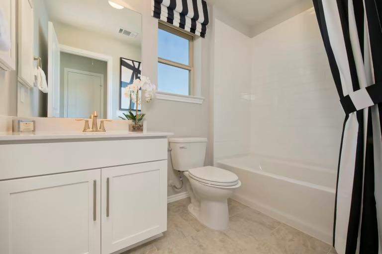 229 Regatta Trl, Leander, TX 78641