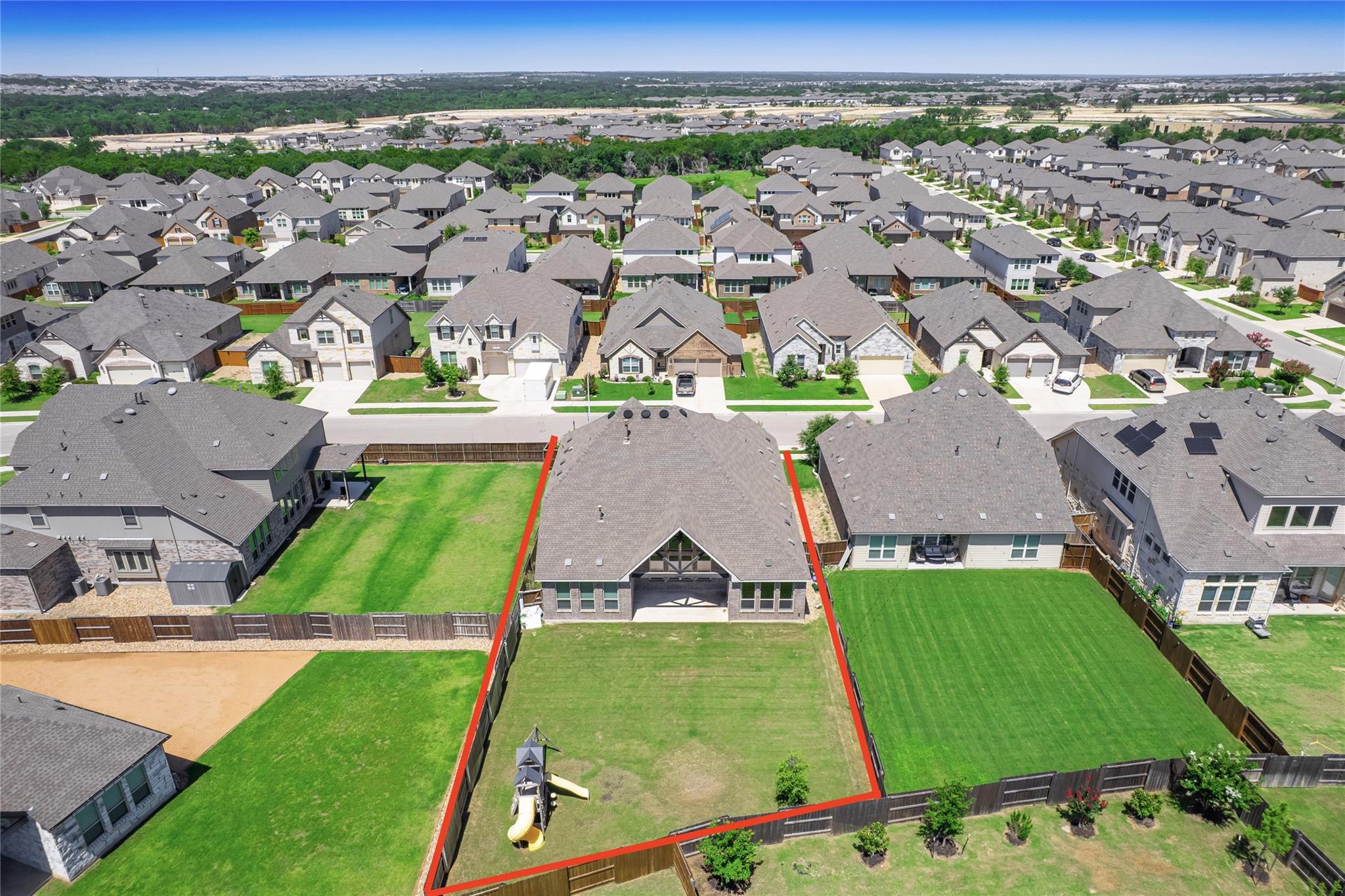 2320 Lucky Ln, Leander, TX 78641