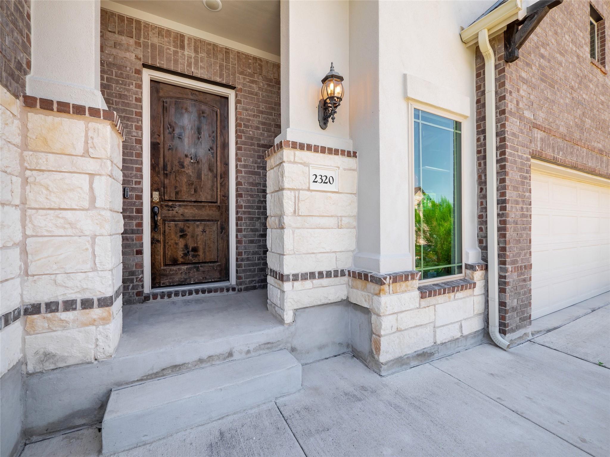 2320 Lucky Ln, Leander, TX 78641
