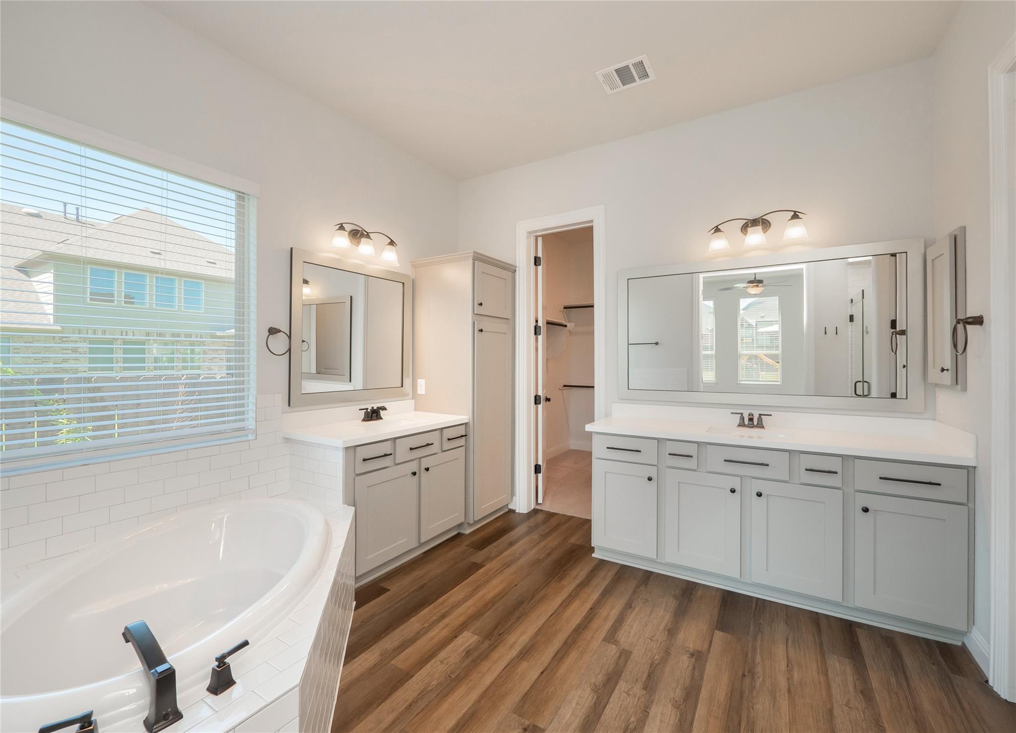 2320 Lucky Ln, Leander, TX 78641