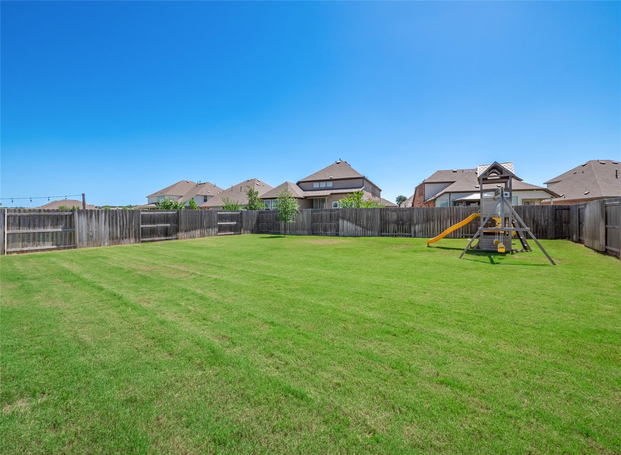 2320 Lucky Ln, Leander, TX 78641