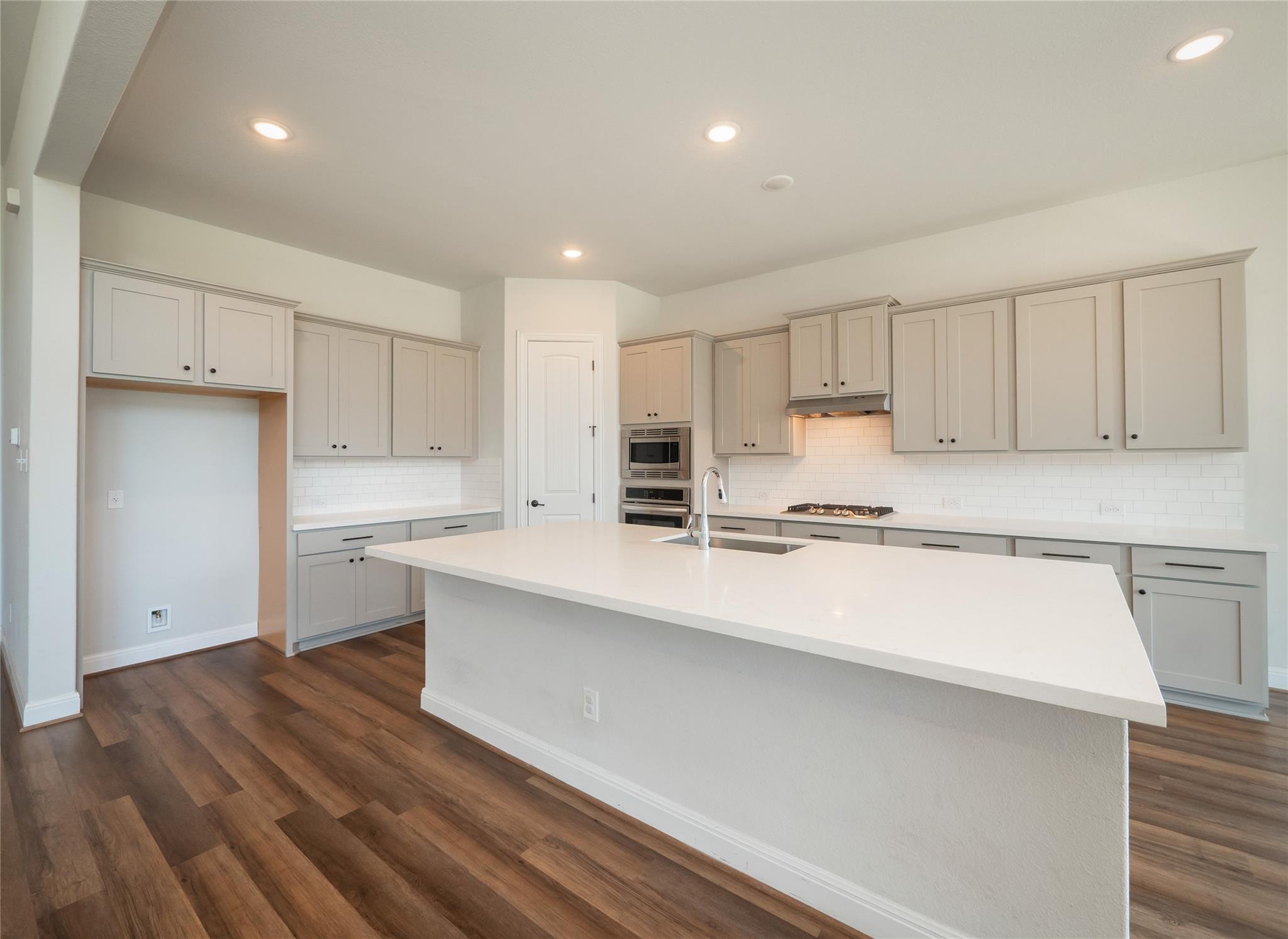 2320 Lucky Ln, Leander, TX 78641