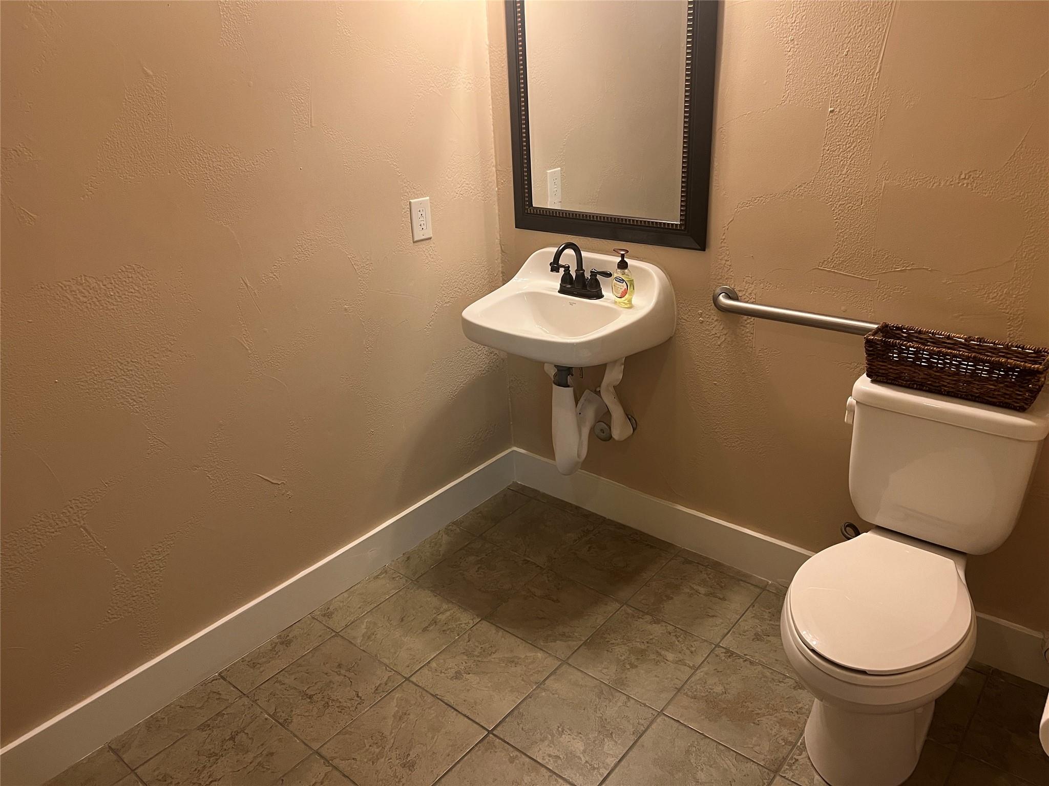 15303 TEXAS St, Austin, TX 78734