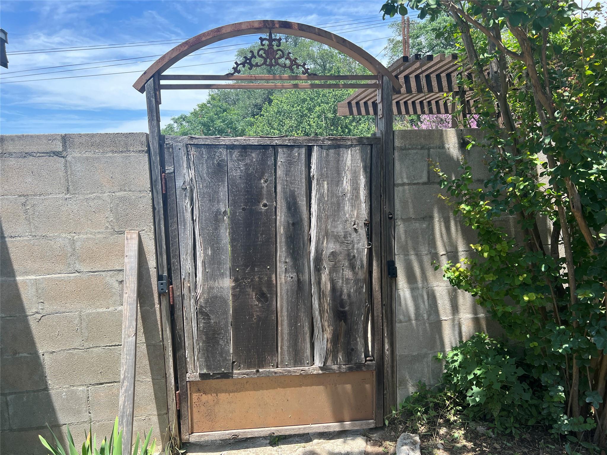 15303 TEXAS St, Austin, TX 78734