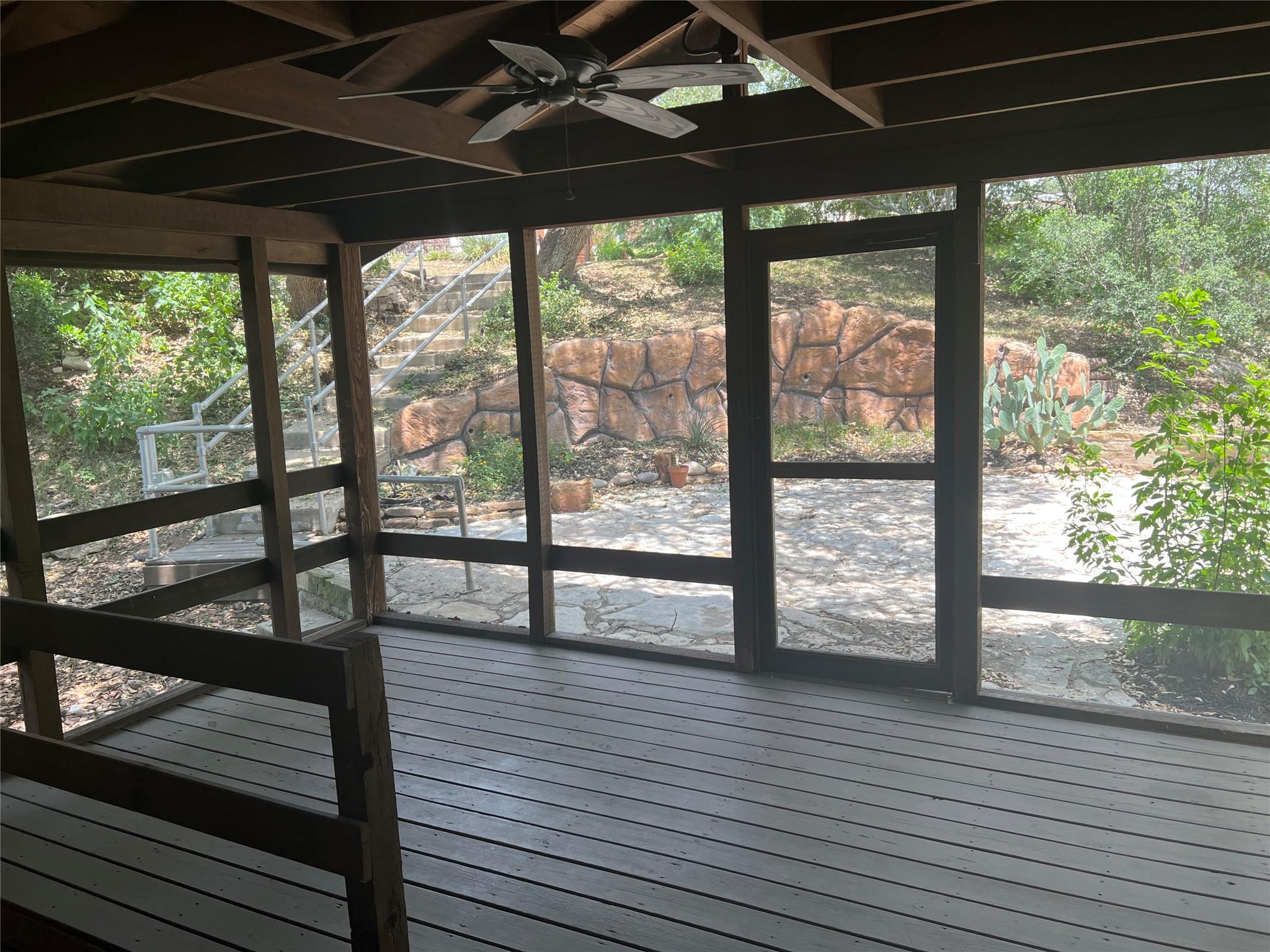 15303 TEXAS St, Austin, TX 78734