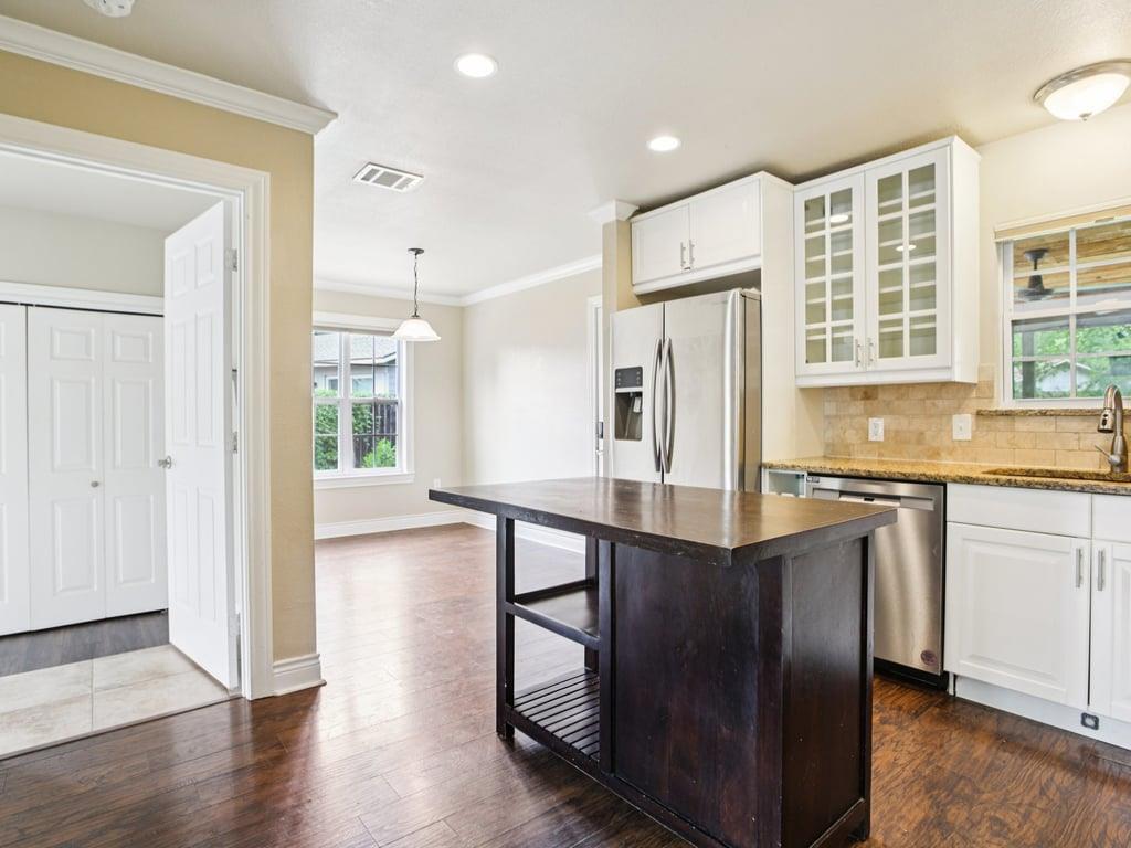 3811 Byron Dr, Austin, TX 78704