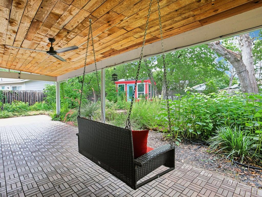 3811 Byron Dr, Austin, TX 78704