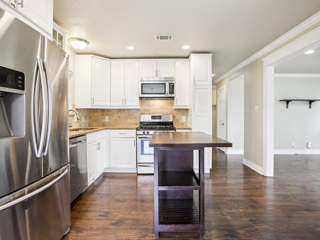3811 Byron Dr, Austin, TX 78704
