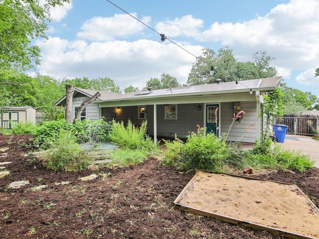 3811 Byron Dr, Austin, TX 78704