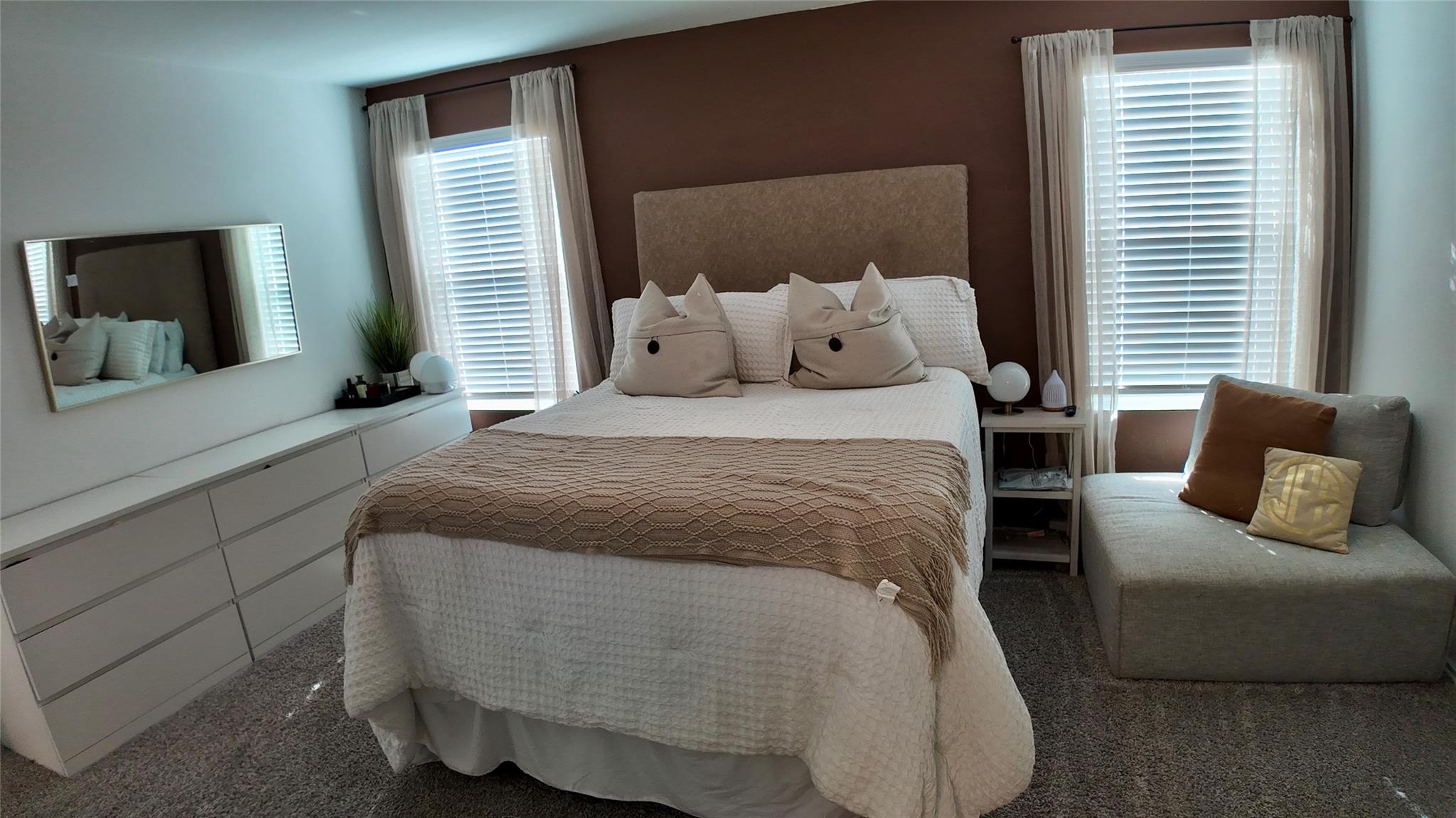 217 Bronco Billy Dr, Jarrell, TX 76537